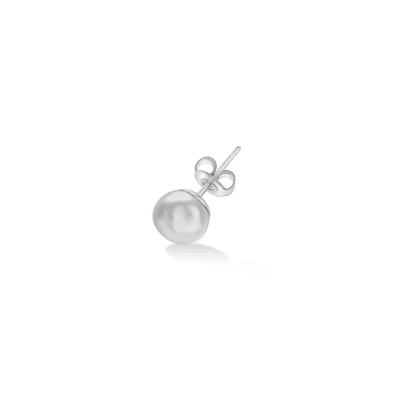 Men's Single 8mm Dove Grey Freshwater Luna Pearl™ Stud made by Dower & Hall