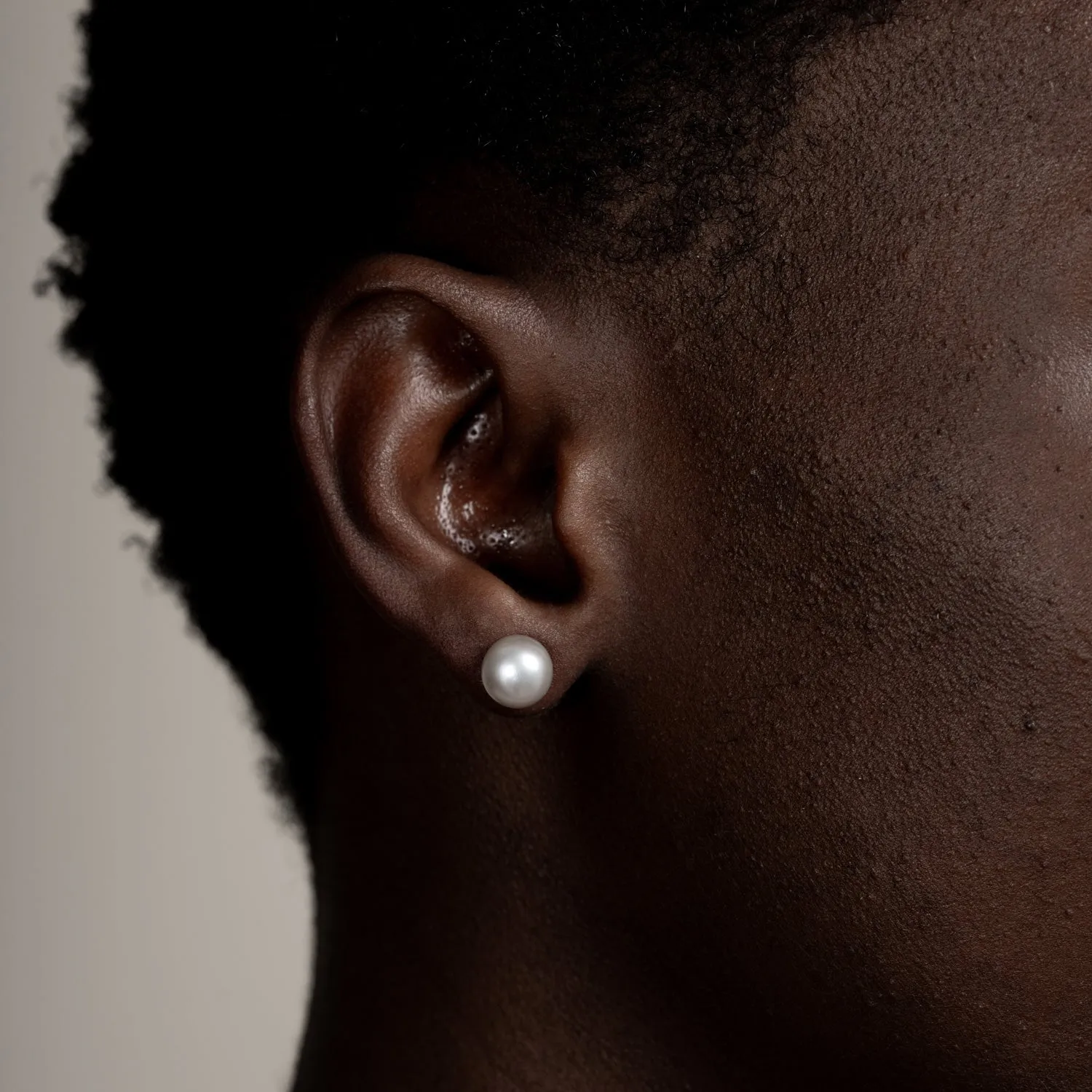 Men's Single 8mm Dove Grey Freshwater Luna Pearl™ Stud sold by Dower & Hall product image thumbnail 2