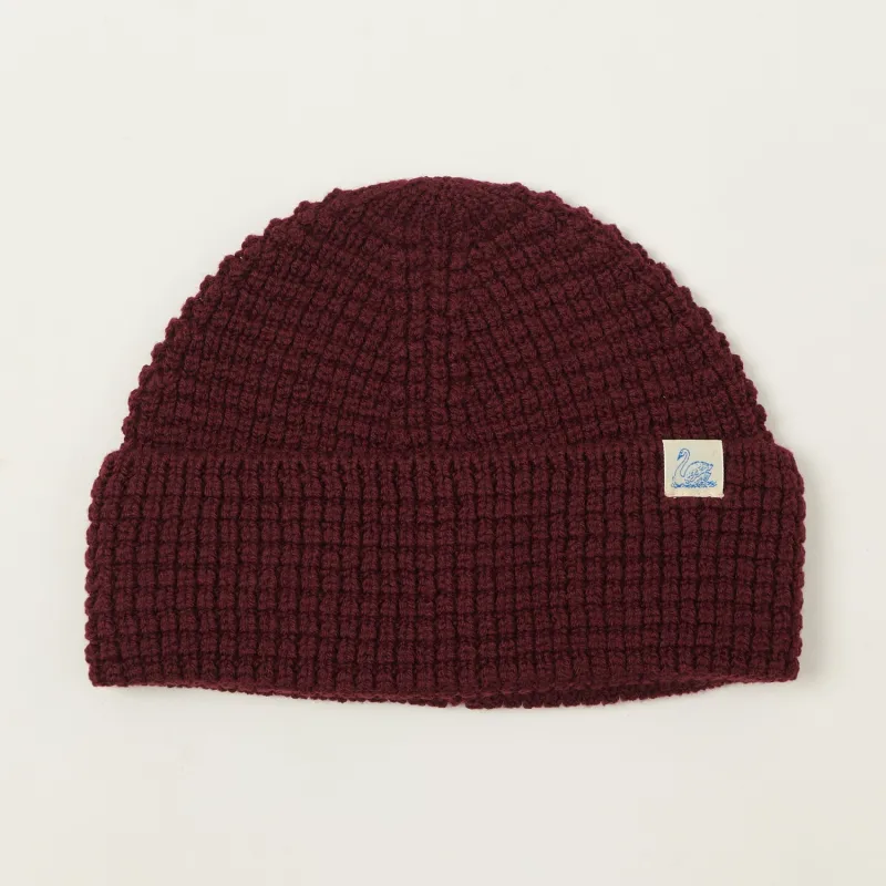 Merz b. Schwanen 'Good Basics' Waffle Knit Beanie - Burgundy sold by Son of a Stag