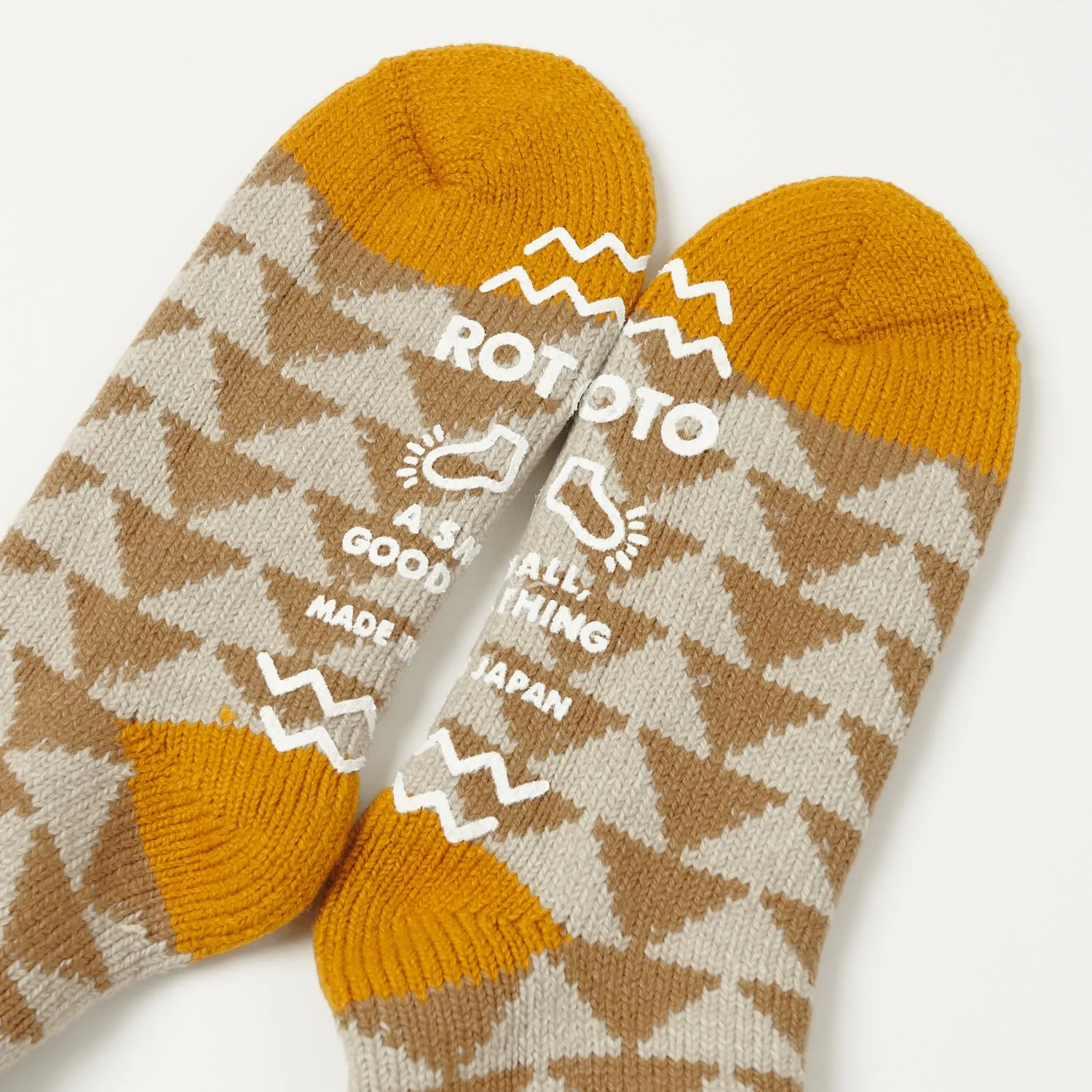 RoToTo Sankaku Comfy Room Sock - Beige/Gold sold by Son of a Stag product image thumbnail 2