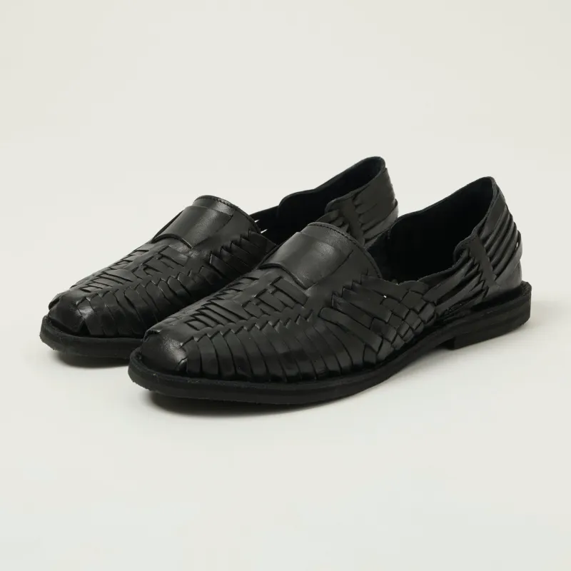 Chamula Brasilia Woven Huarache Shoe - Black made by Chamula
