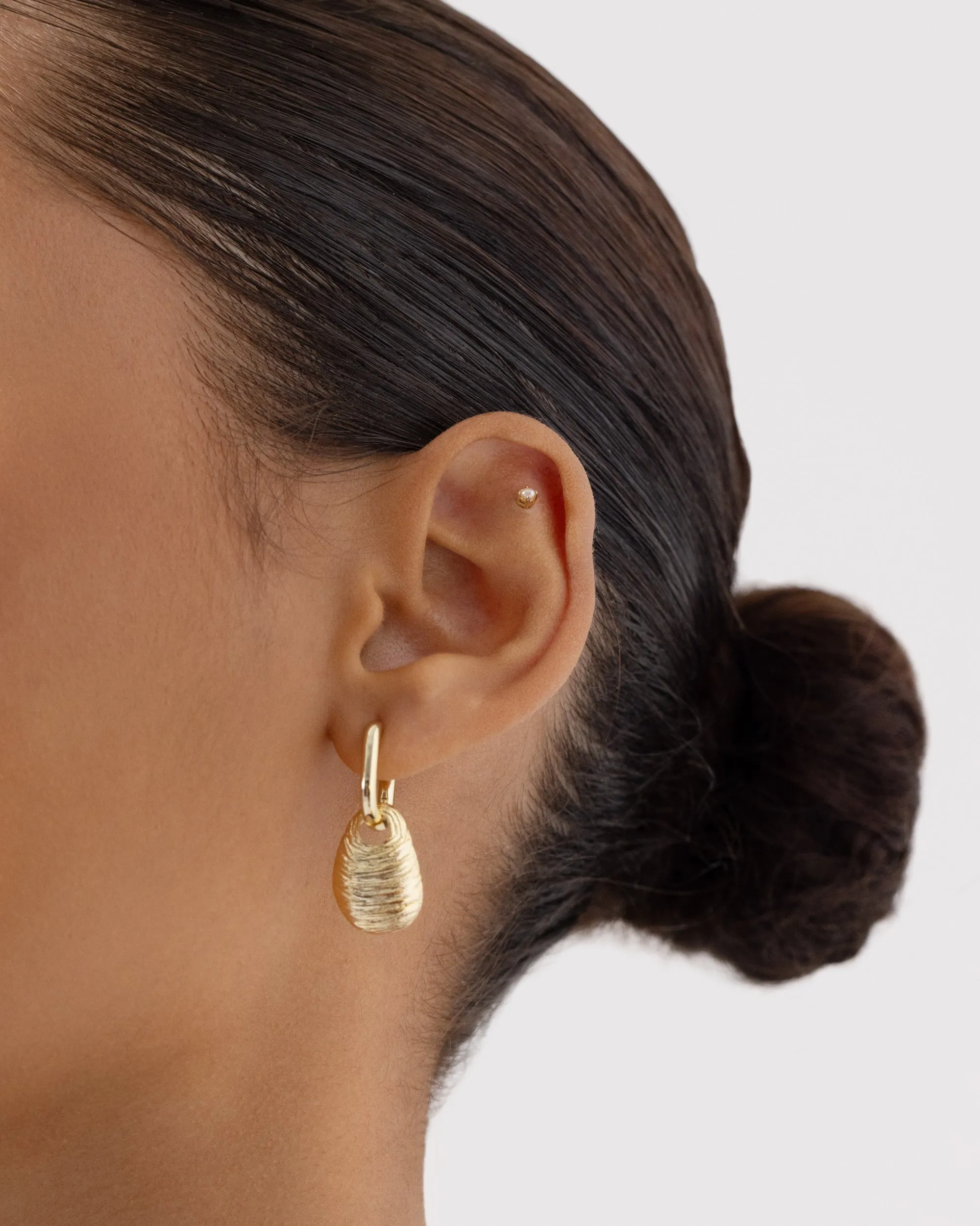 Convertible Seashell Huggie Earrings sold by PAVOI product image thumbnail 2