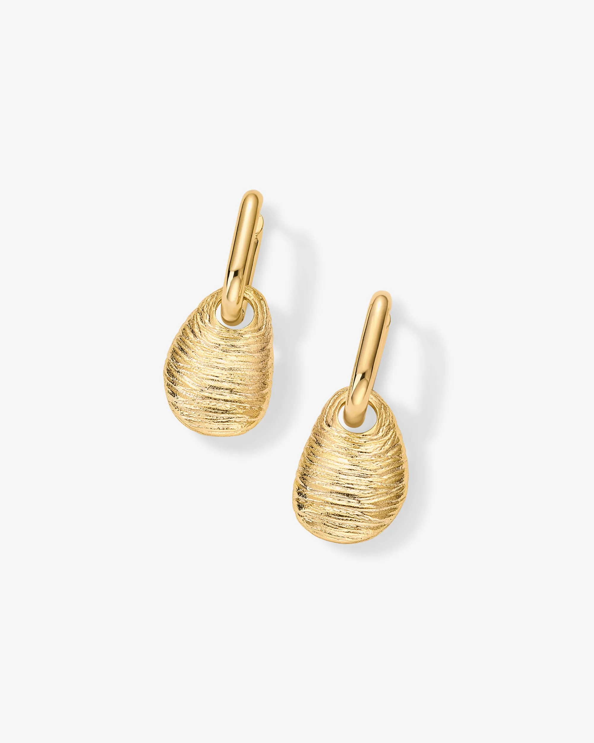 Convertible Seashell Huggie Earrings sold by PAVOI product image thumbnail 3