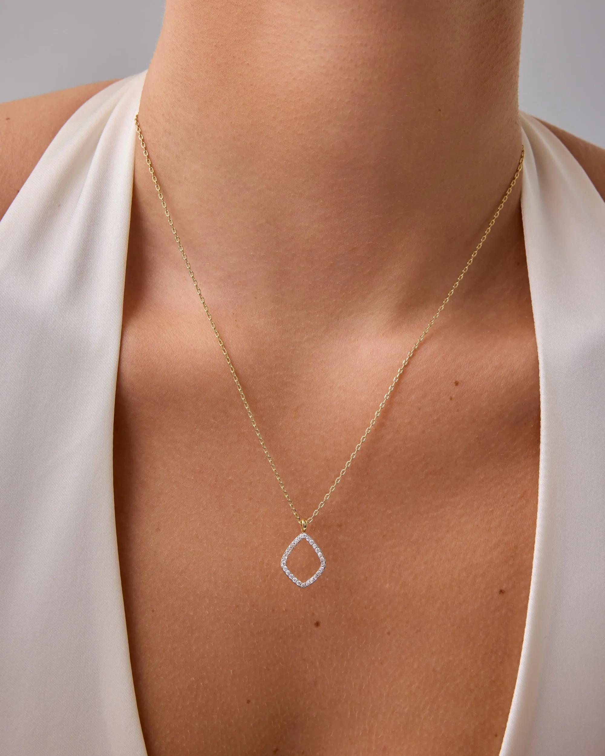Geo Dangle Necklace sold by PAVOI product image thumbnail 5