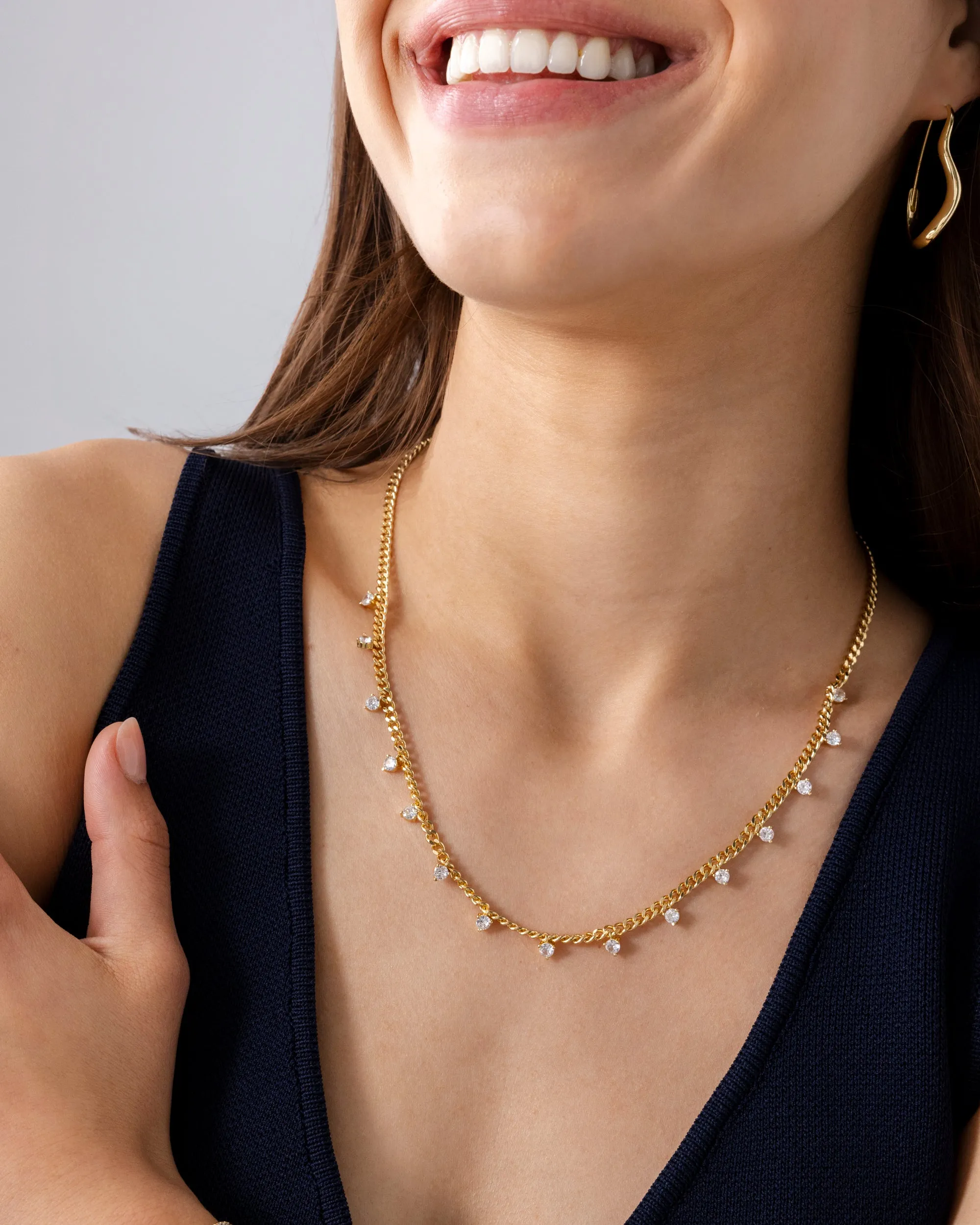 Flash and Float Chain Necklace sold by PAVOI product image thumbnail 3