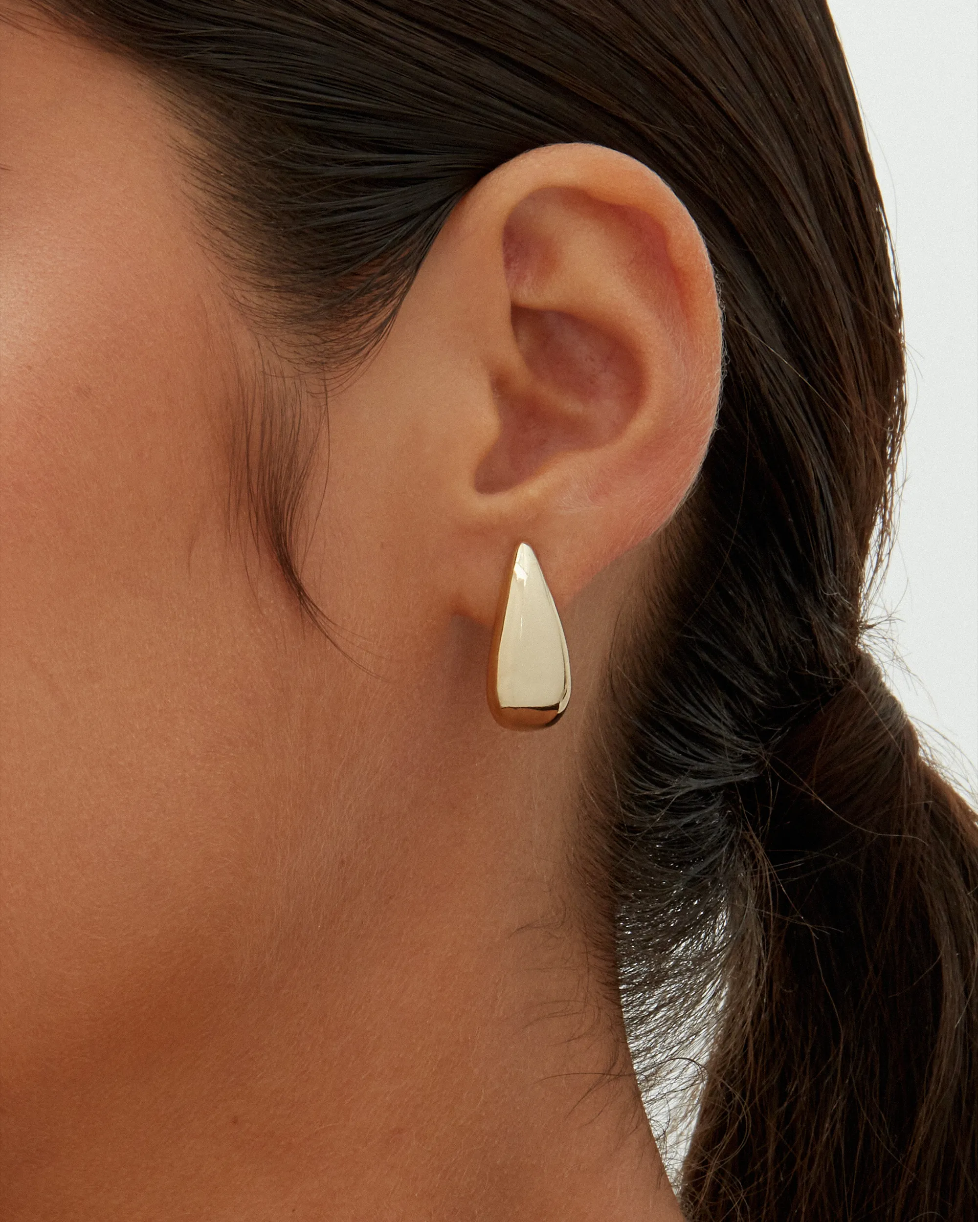 Gaia Chunky Hoop Earrings sold by PAVOI product image thumbnail 3
