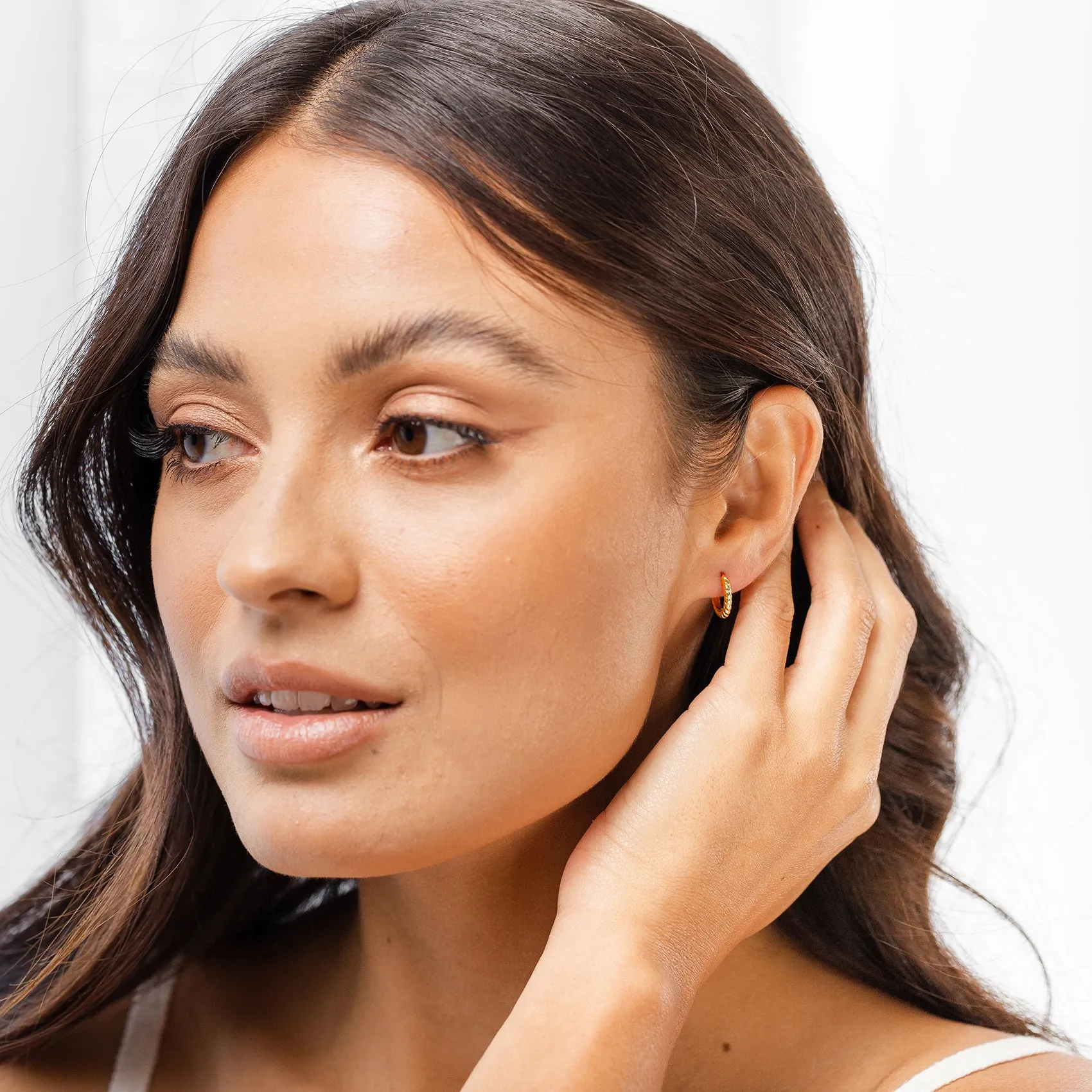 Twisted Baguette Huggies sold by PAVOI product image thumbnail 2