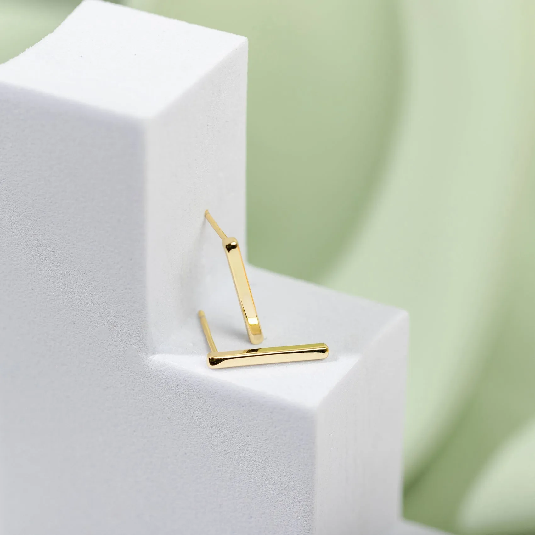 Long Bar Studs sold by PAVOI product image thumbnail 3