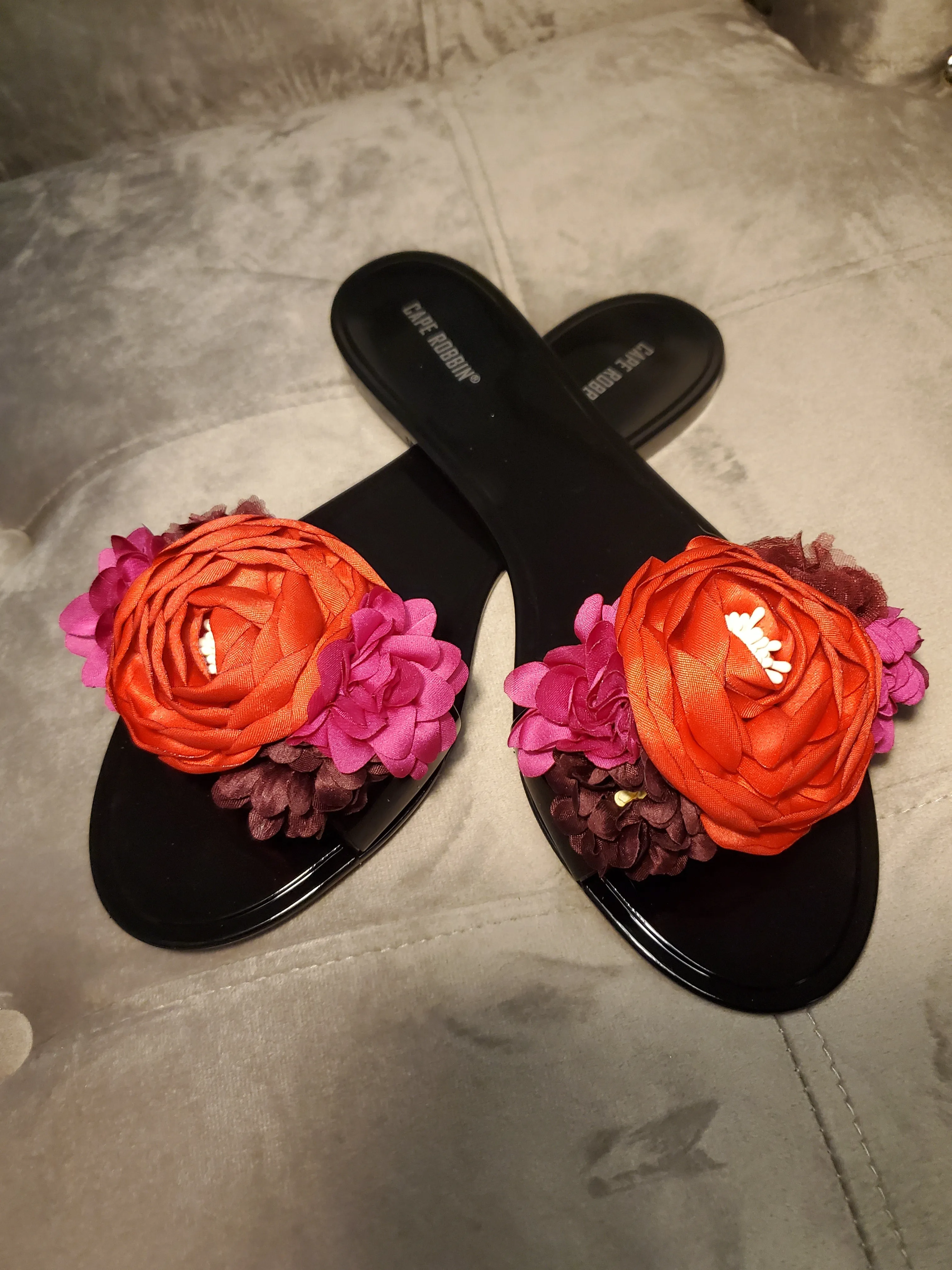 Blossom slide sandal sold by The Modish Box product image thumbnail 2
