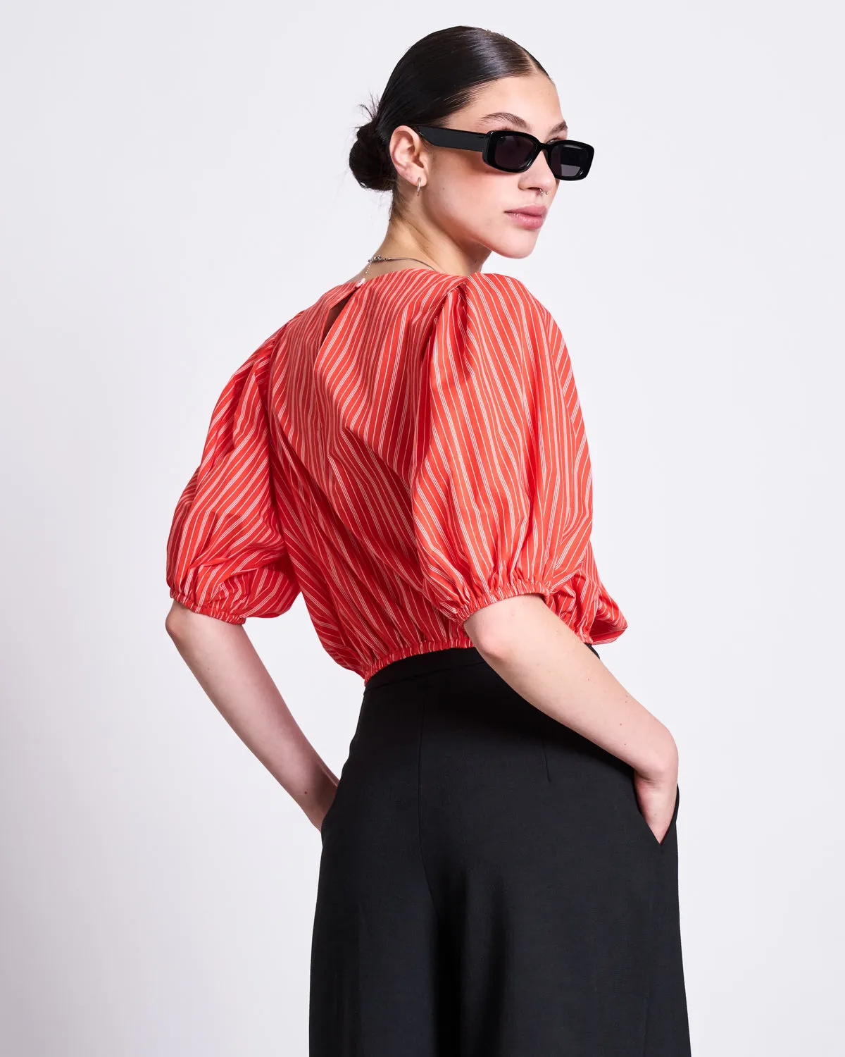 WIDE PLEATED SHORTS BENITO BLACK sold by JAN 'N JUNE product image thumbnail 3