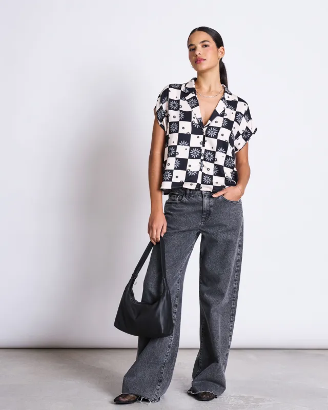 BLOUSE TIERRA FLORAL SQUARE PRINT sold by JAN 'N JUNE