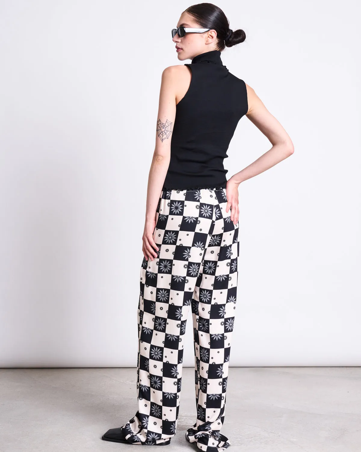 MID RISE LOOSE PANTS STRATH FLORAL SQUARE PRINT sold by JAN 'N JUNE product image thumbnail 2