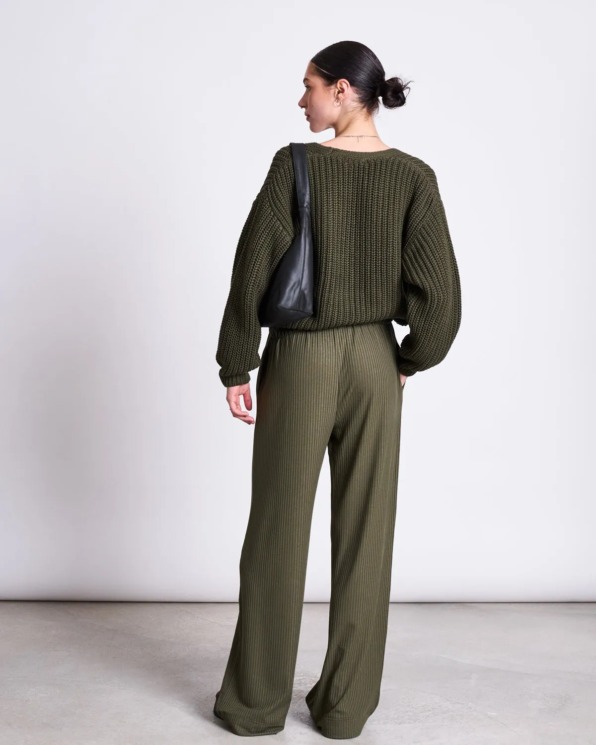 CHUNKY CARDIGAN LENA DARK OLIVE GOTS sold by JAN 'N JUNE product image thumbnail 5