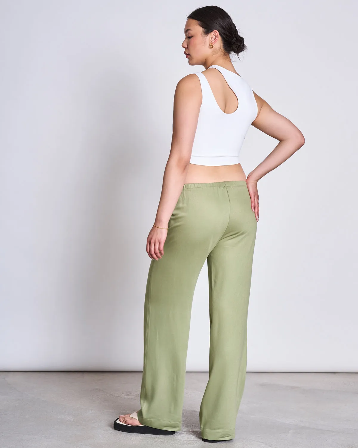 CUT OUT TOP POLLA WHITE sold by JAN 'N JUNE product image thumbnail 5