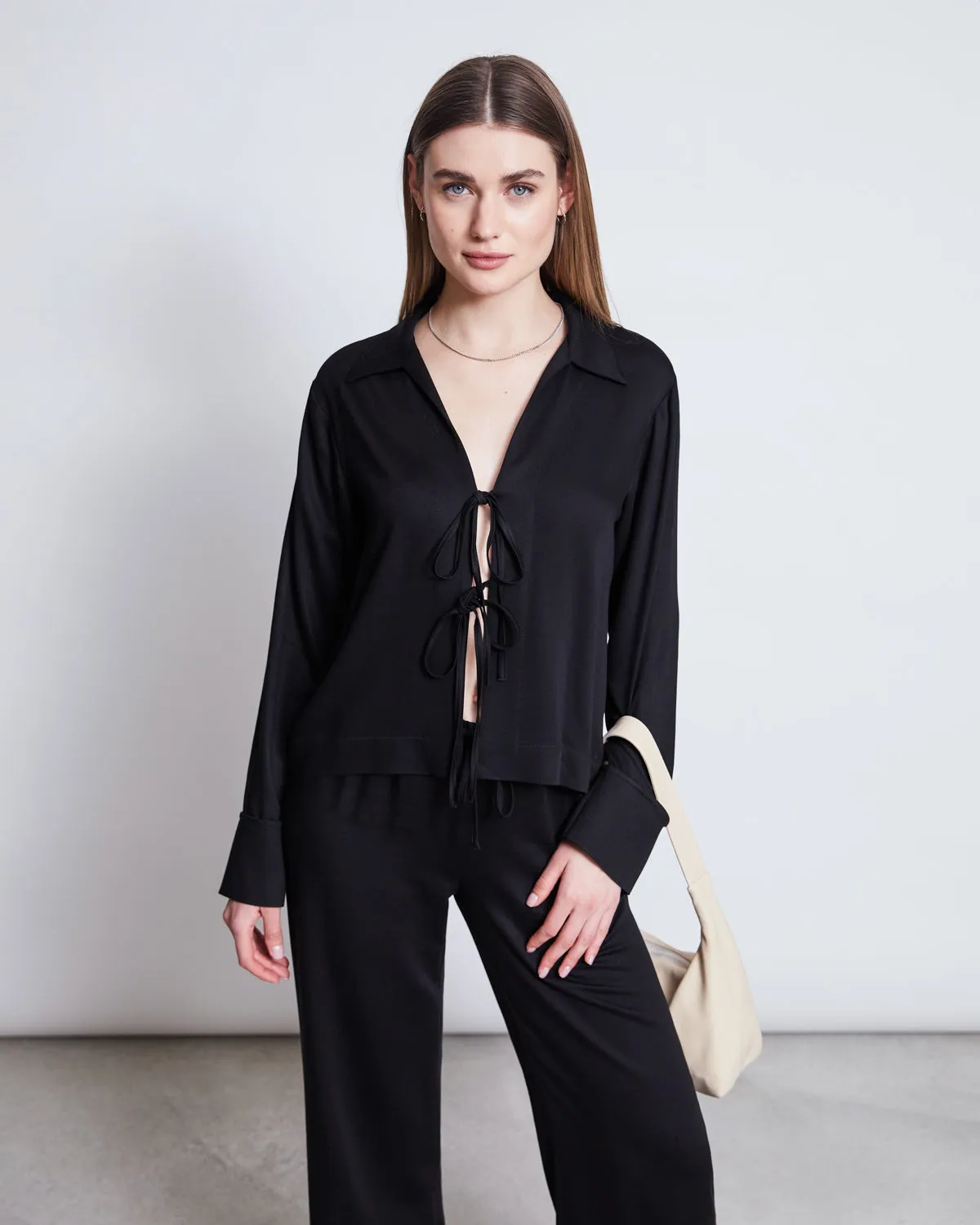 TIE BLOUSE KALUZ BLACK sold by JAN 'N JUNE product image thumbnail 5
