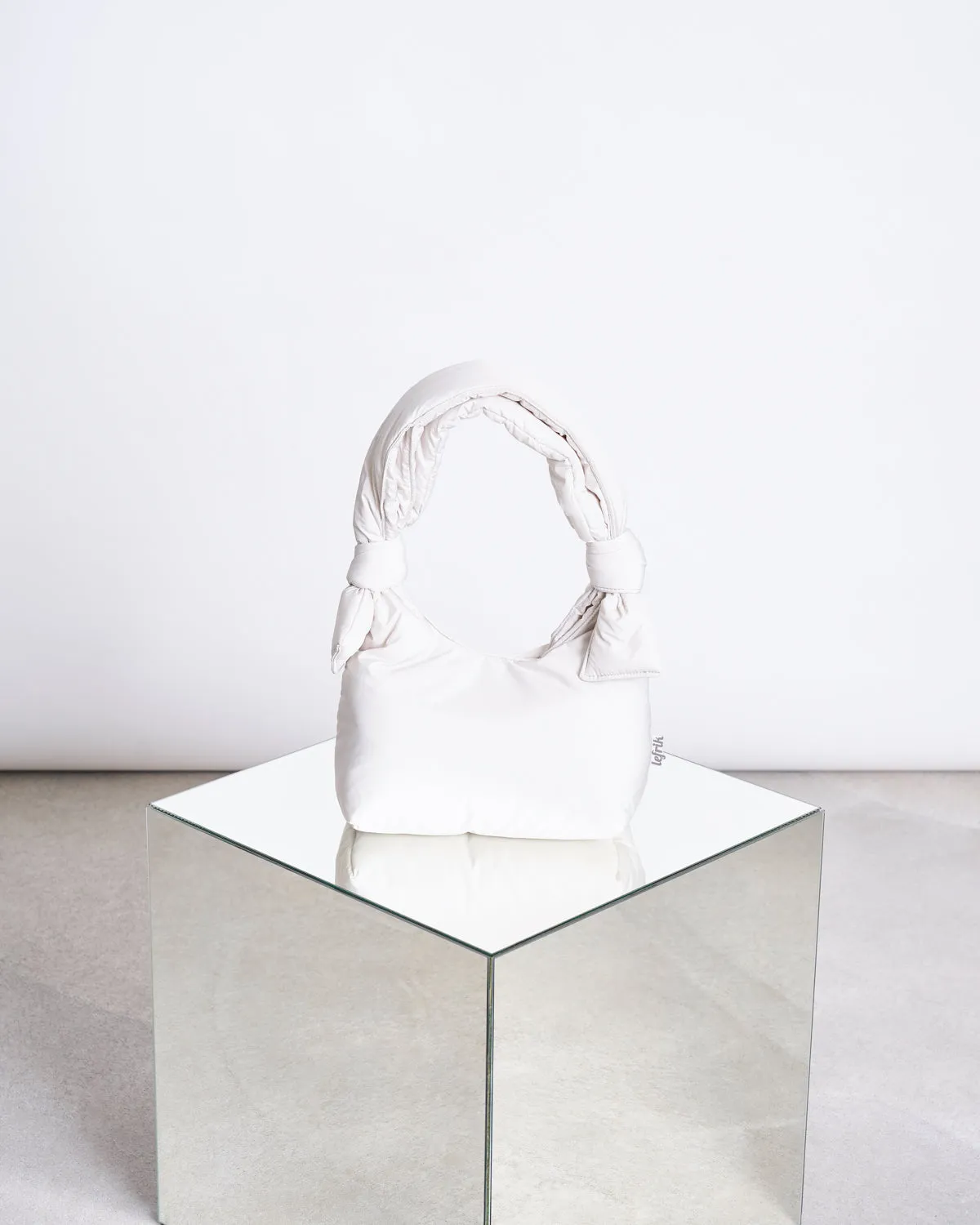 BAG BIWA PUFFY MINI ICE sold by JAN 'N JUNE