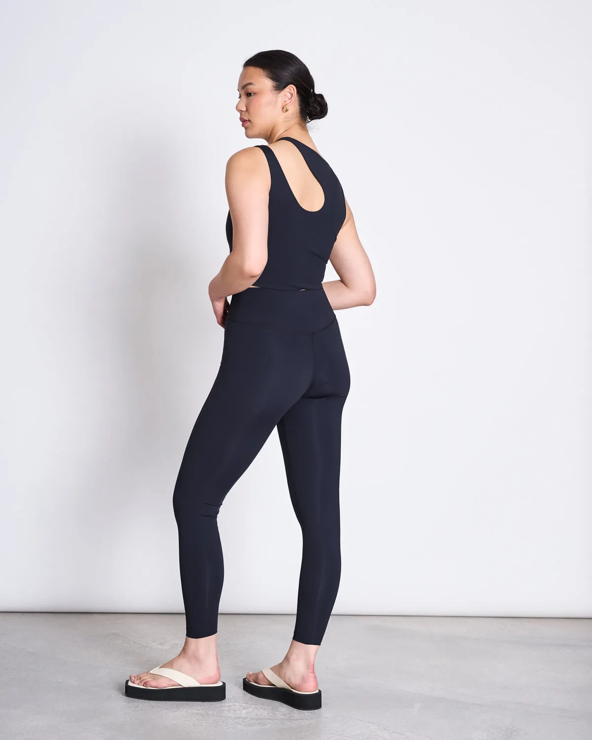 ACTIVE LEGGINGS HALLIN BLACK sold by JAN 'N JUNE product image thumbnail 4