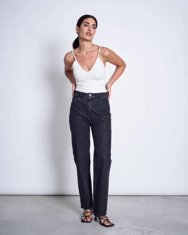 STRAIGHT LEG JEANS ALBA FADED BLACK sold by JAN 'N JUNE