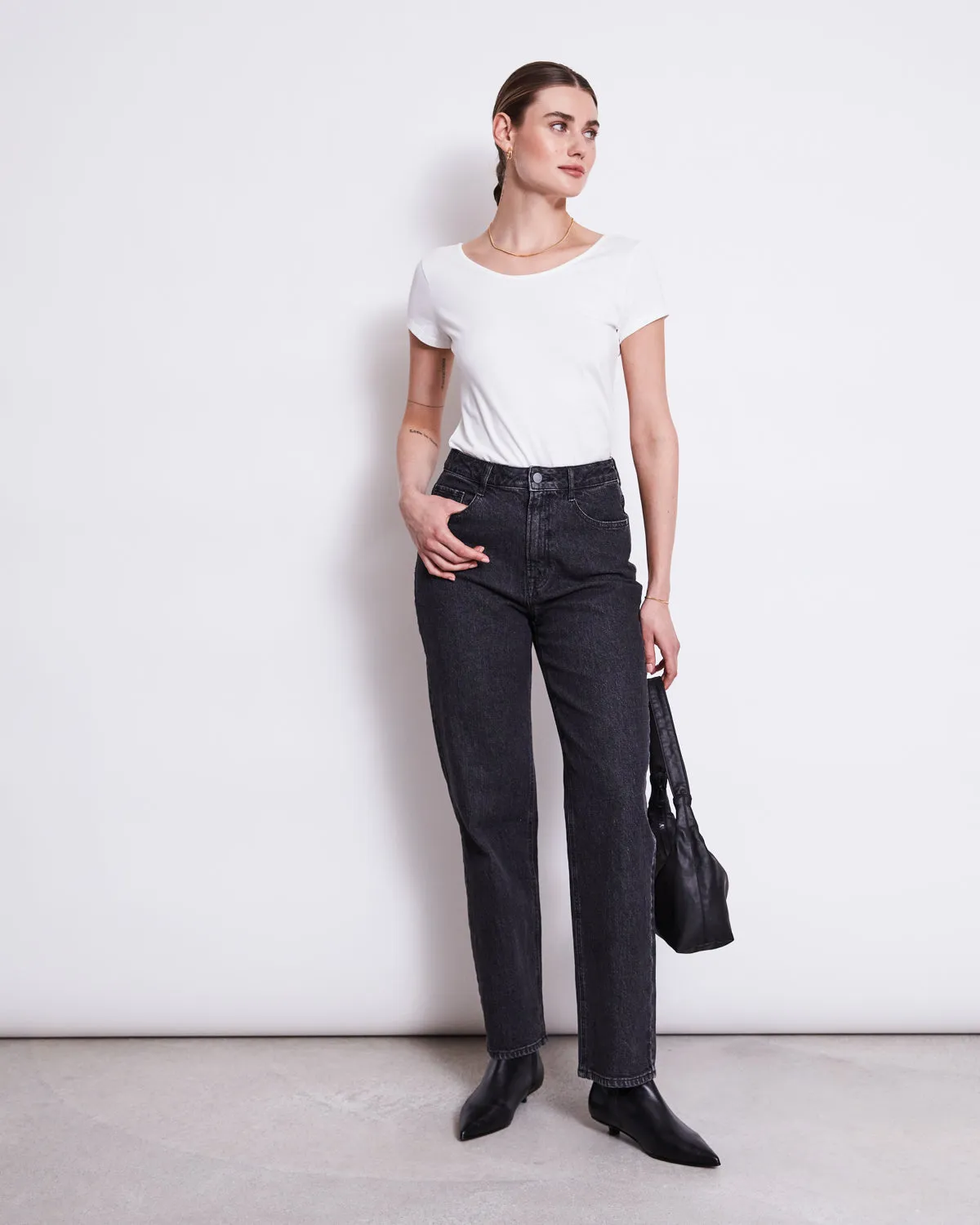 STRAIGHT LEG JEANS ALBA FADED BLACK sold by JAN 'N JUNE product image thumbnail 3