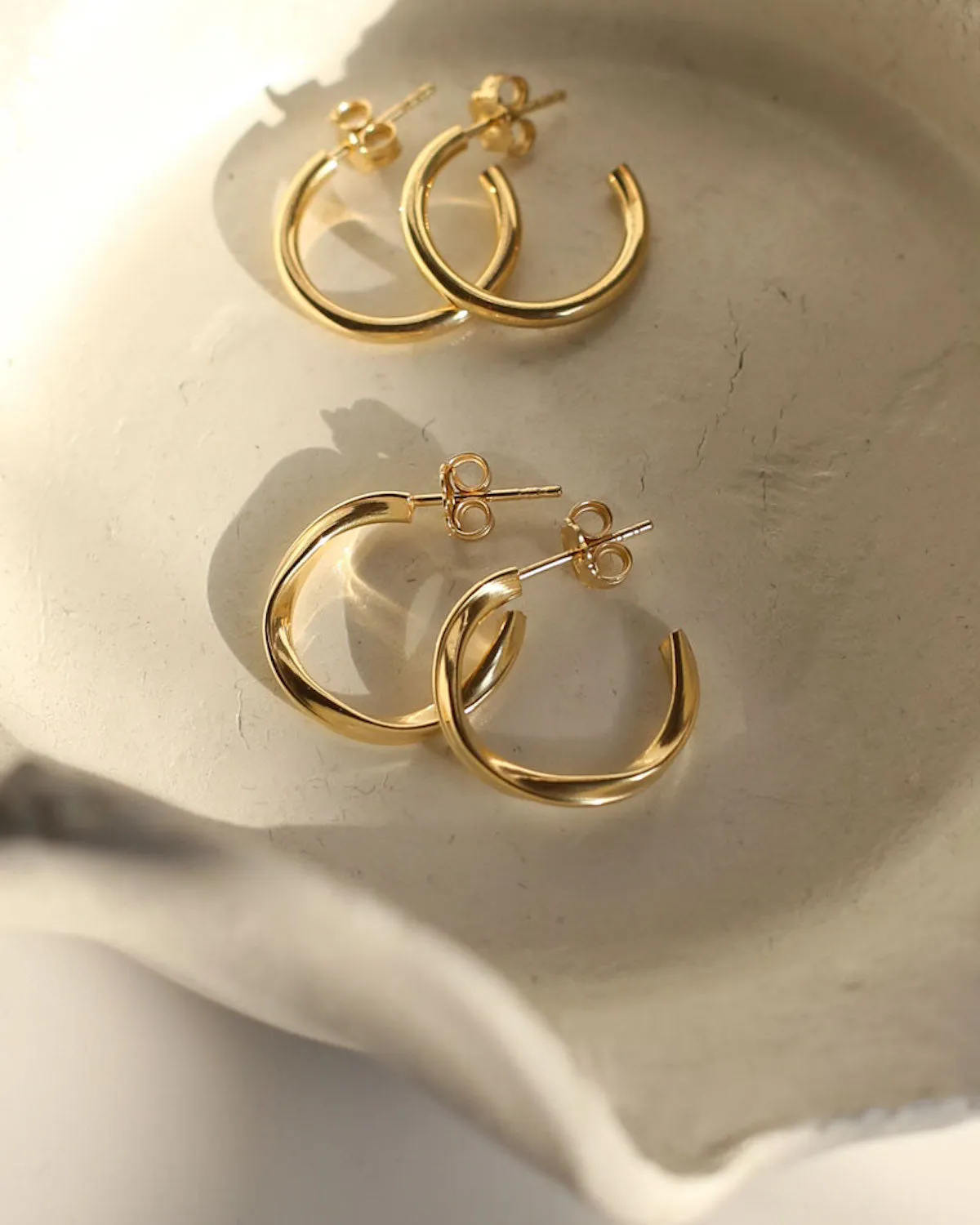 DEAR DARLING BERLIN ELEGANT TWISTED HOOP EARRINGS GOLD sold by JAN 'N JUNE product image thumbnail 2