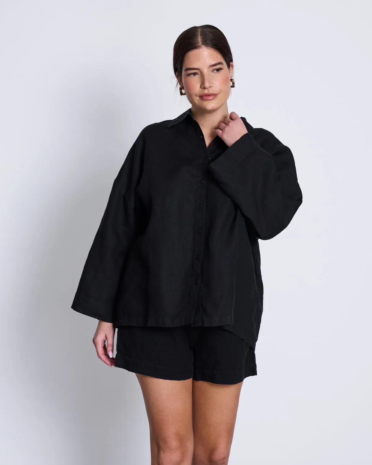 LINEN SHIRT MONS BLACK sold by JAN 'N JUNE product image thumbnail 3
