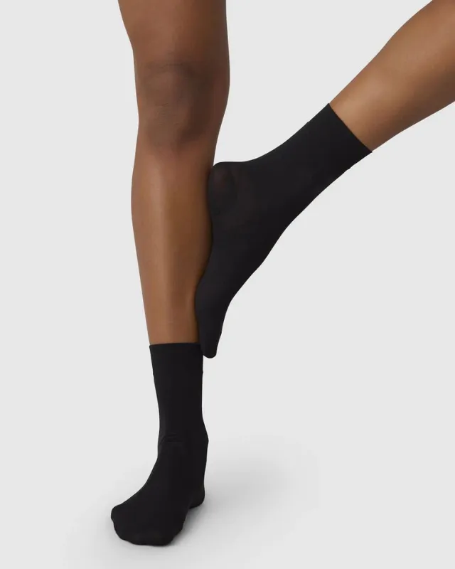 SWEDISH STOCKINGS SOCKS THEA 2-PACK BLACK sold by JAN 'N JUNE