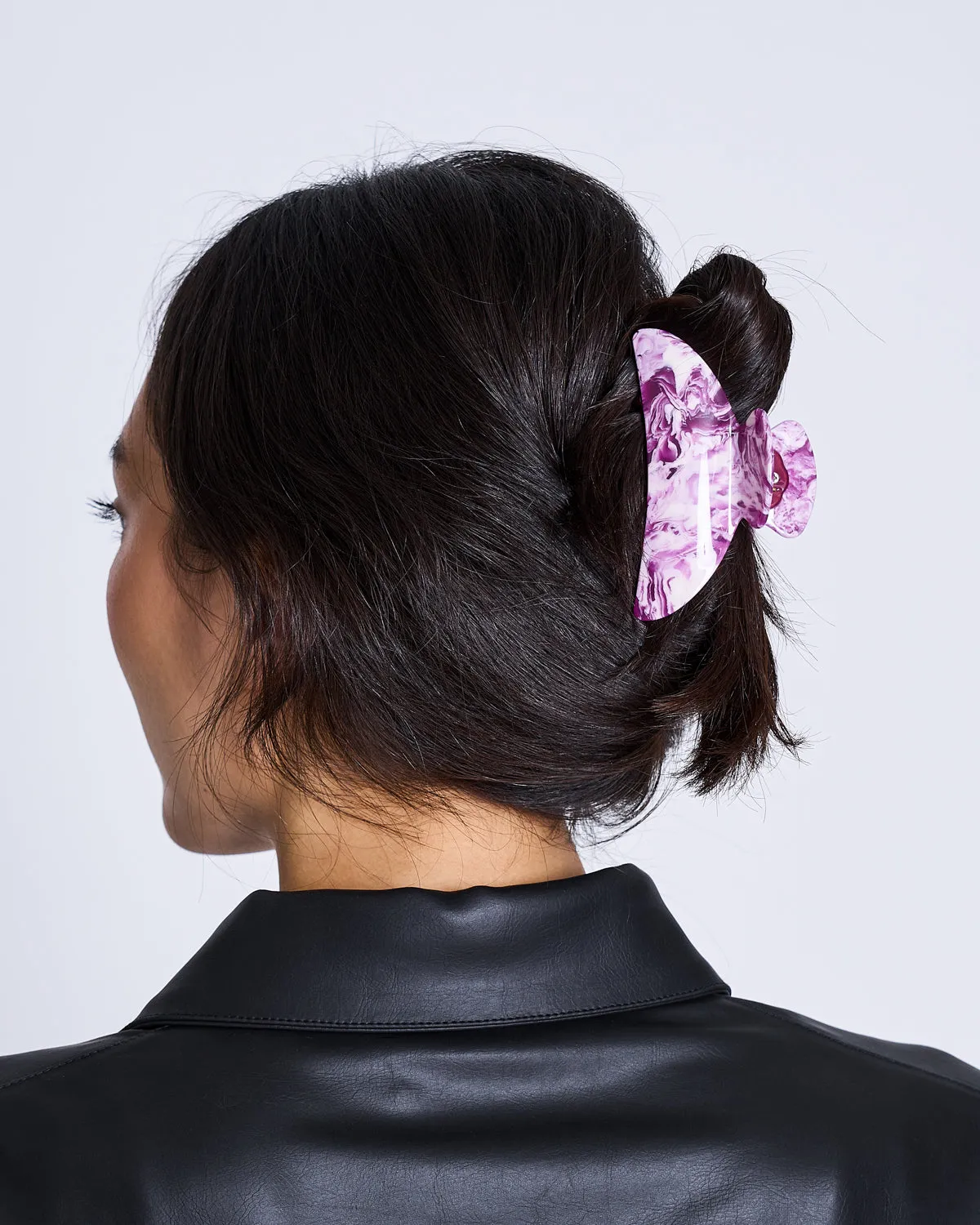 MIDI HEIRLOOM CLAW MARBLED ORCHID sold by JAN 'N JUNE