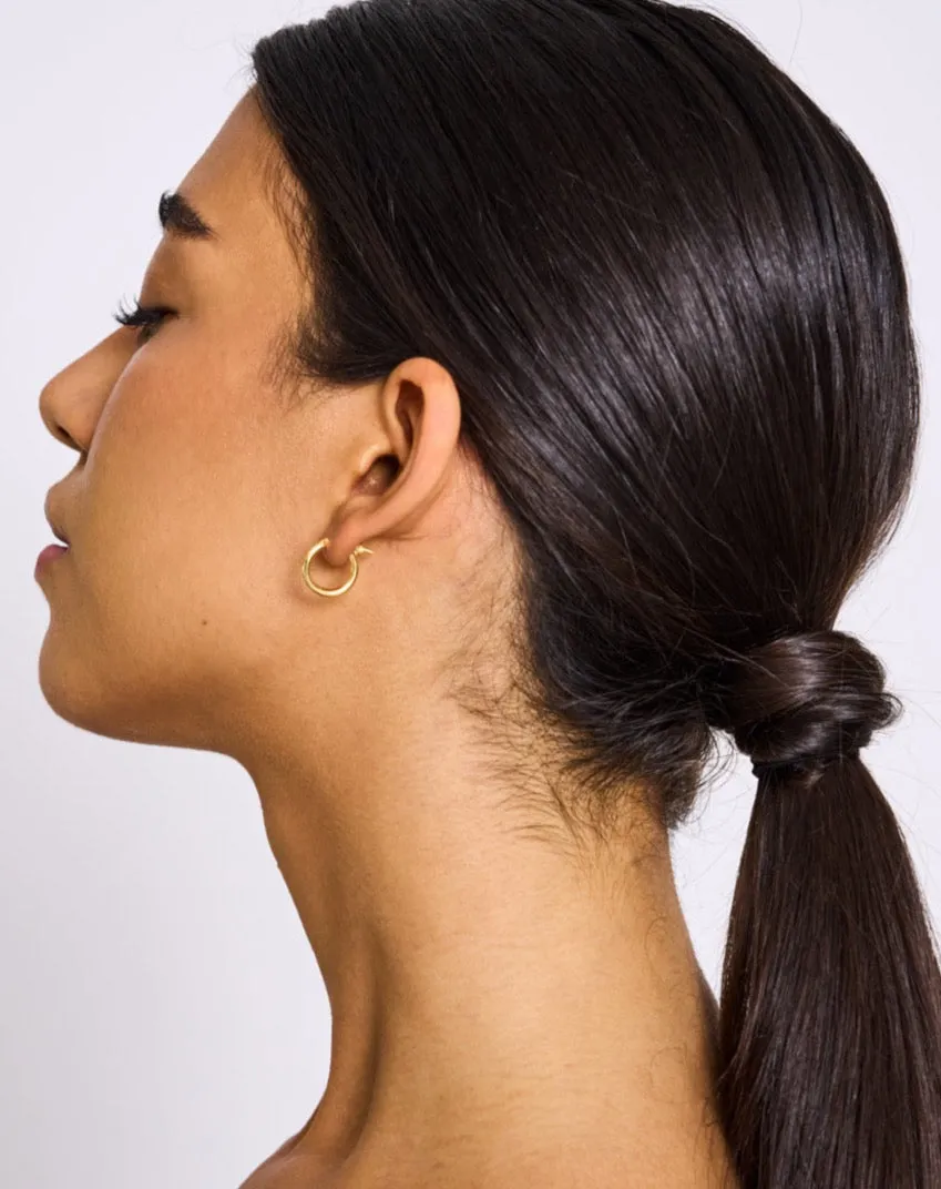 DEAR DARLING BERLIN ESSENTIAL HOOP EARRINGS SMALL GOLD sold by JAN 'N JUNE