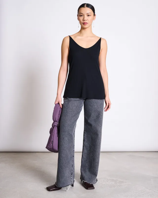 SLIP TOP TRIANGLE FLOW BLACK sold by JAN 'N JUNE