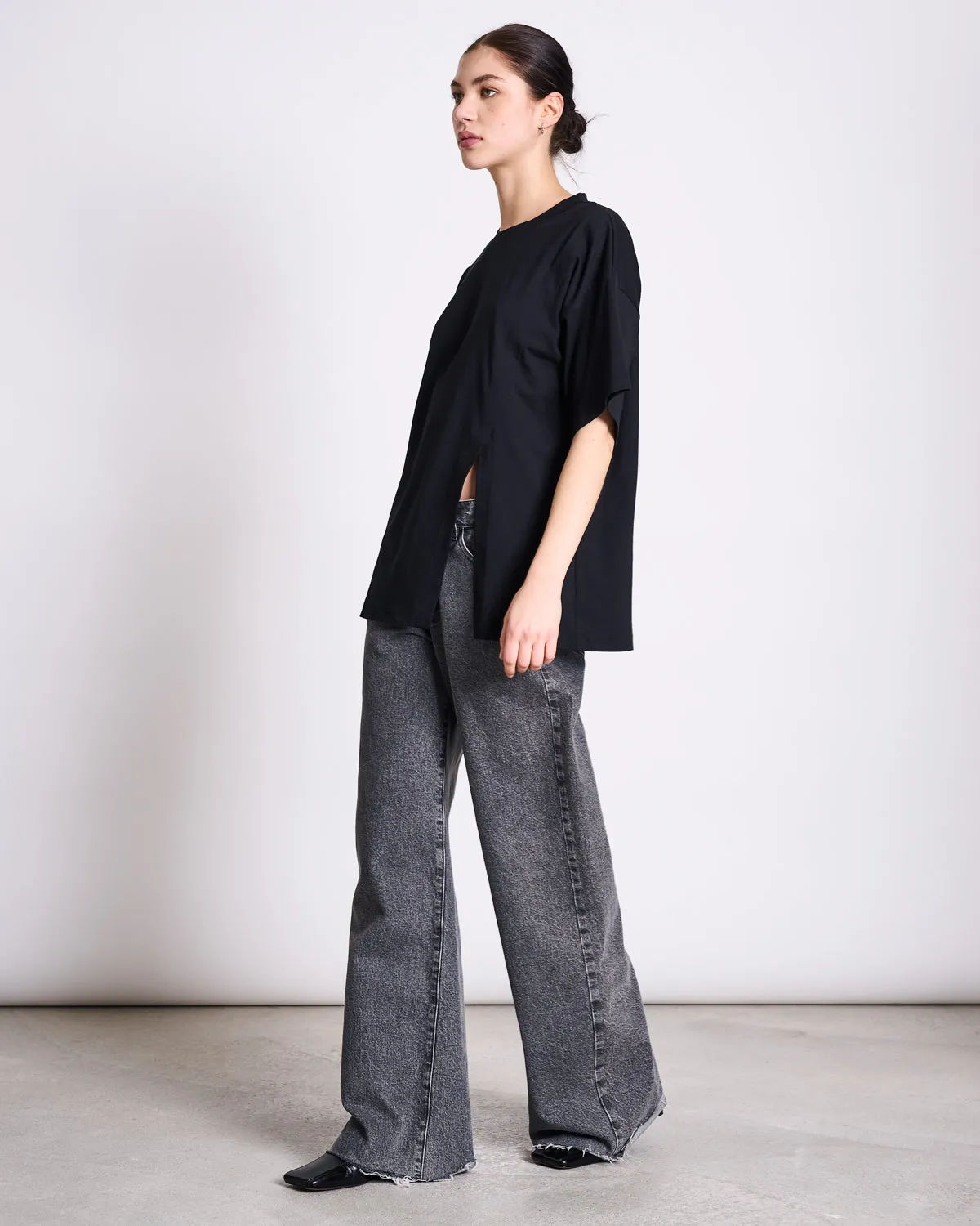 SLITTED T-SHIRT NADIL BLACK sold by JAN 'N JUNE product image thumbnail 2