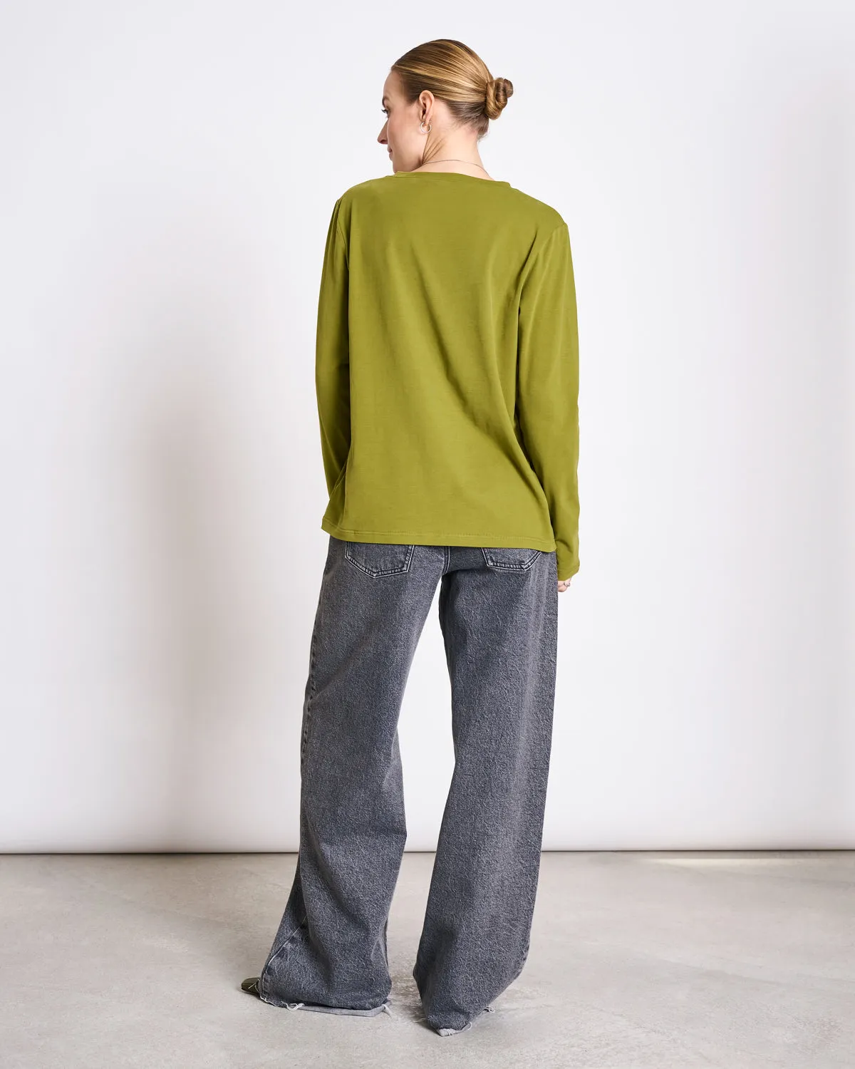 BRUSHED LONGSLEEVE BOY WOODY OLIVE GOTS sold by JAN 'N JUNE product image thumbnail 3