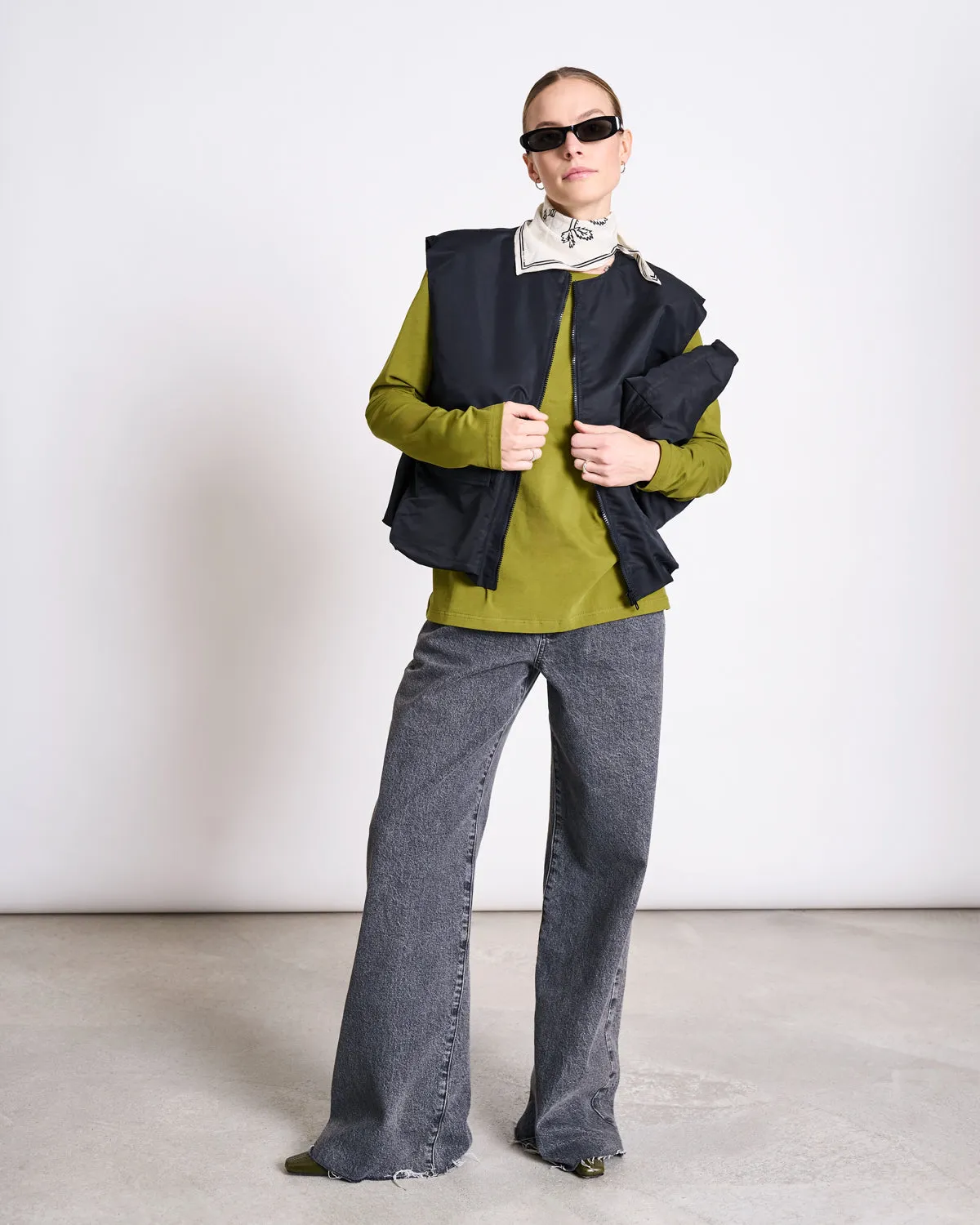 BRUSHED LONGSLEEVE BOY WOODY OLIVE GOTS sold by JAN 'N JUNE product image thumbnail 4