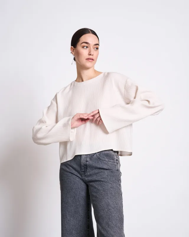 CRINKLE BLOUSE YAME OFFWHITE sold by JAN 'N JUNE