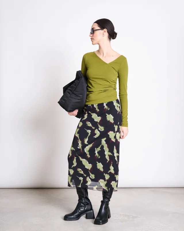 ASYMMETRICAL LONGSLEEVE CASMA WOODY OLIVE GOTS sold by JAN 'N JUNE
