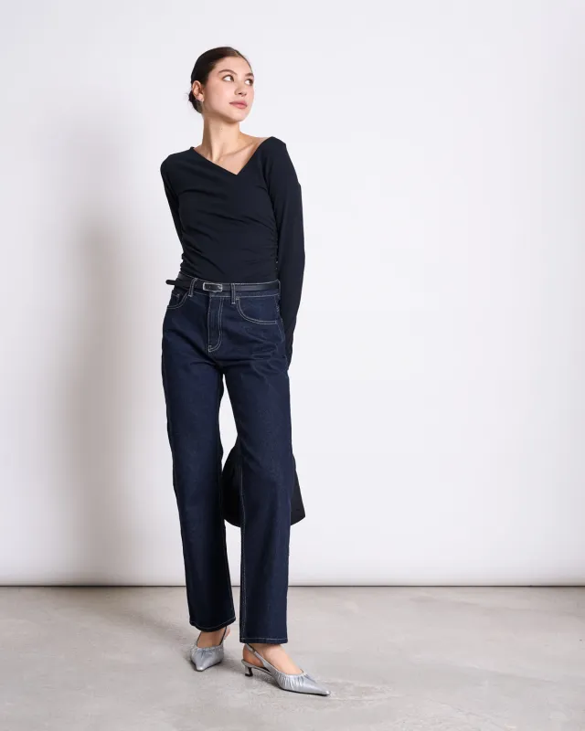 ASYMMETRICAL LONGSLEEVE CASMA BLACK GOTS sold by JAN 'N JUNE