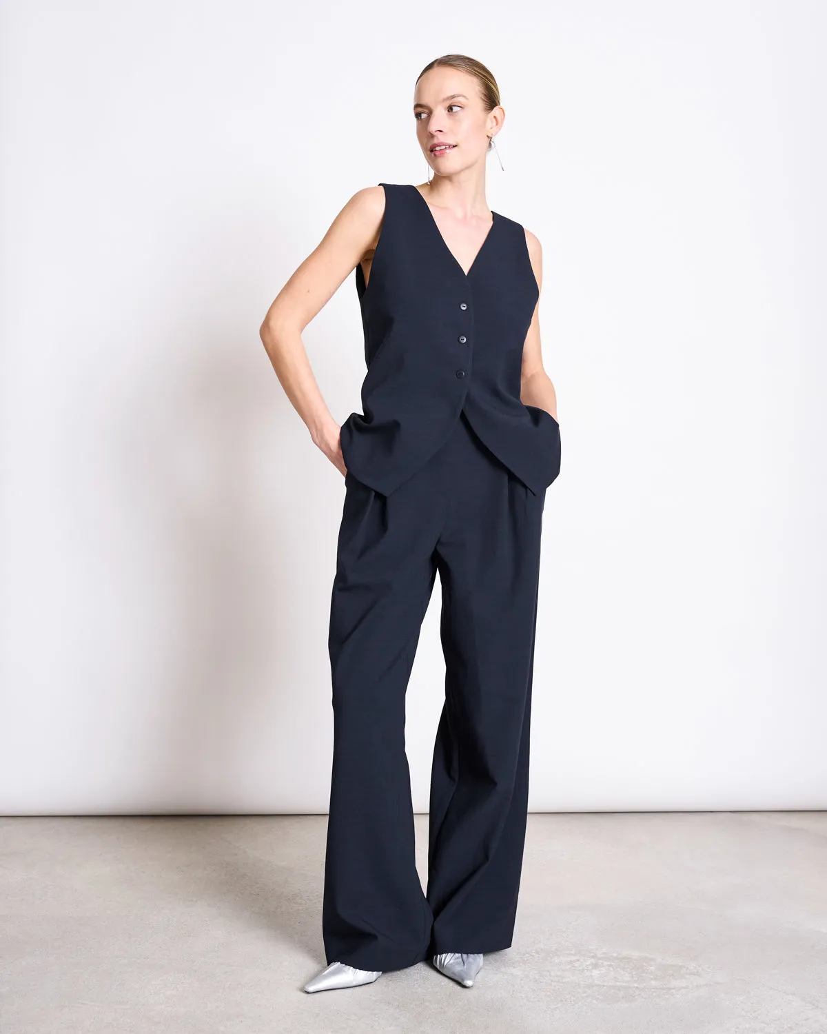 SUIT VEST IMATA NIGHTFALL sold by JAN 'N JUNE product image thumbnail 2