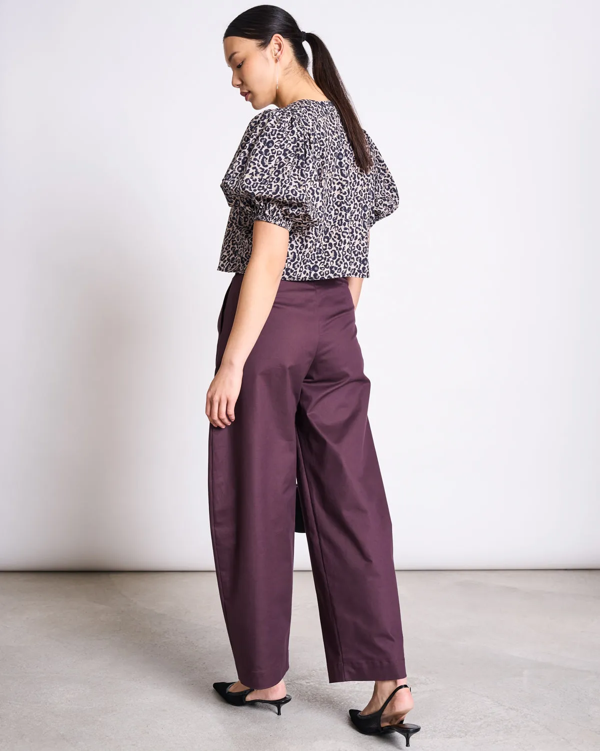 ORGANIC COTTON BARREL PANTS YAURI CHERRY LACQUER sold by JAN 'N JUNE product image thumbnail 3