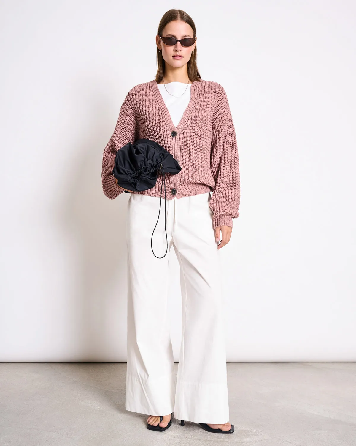 CHUNKY CARDIGAN LENA MAUVE GOTS sold by JAN 'N JUNE