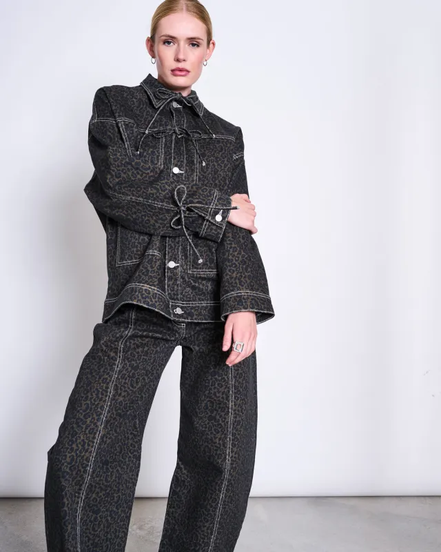 RELAXED DENIM JACKET FINA DARK LEO PRINT GOTS made by JAN 'N JUNE