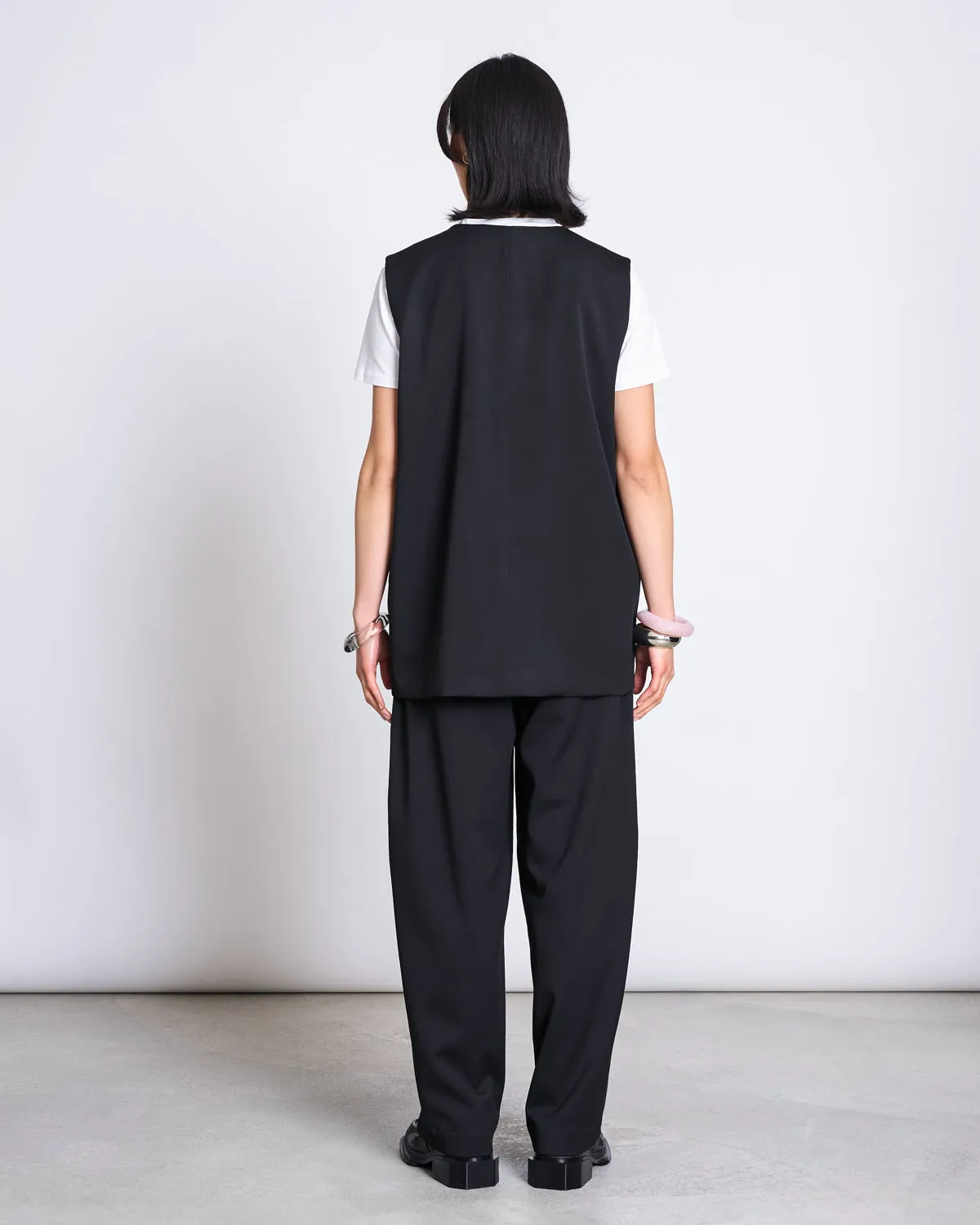 OVERSIZED SUIT VEST ARDEN BLACK sold by JAN 'N JUNE product image thumbnail 5