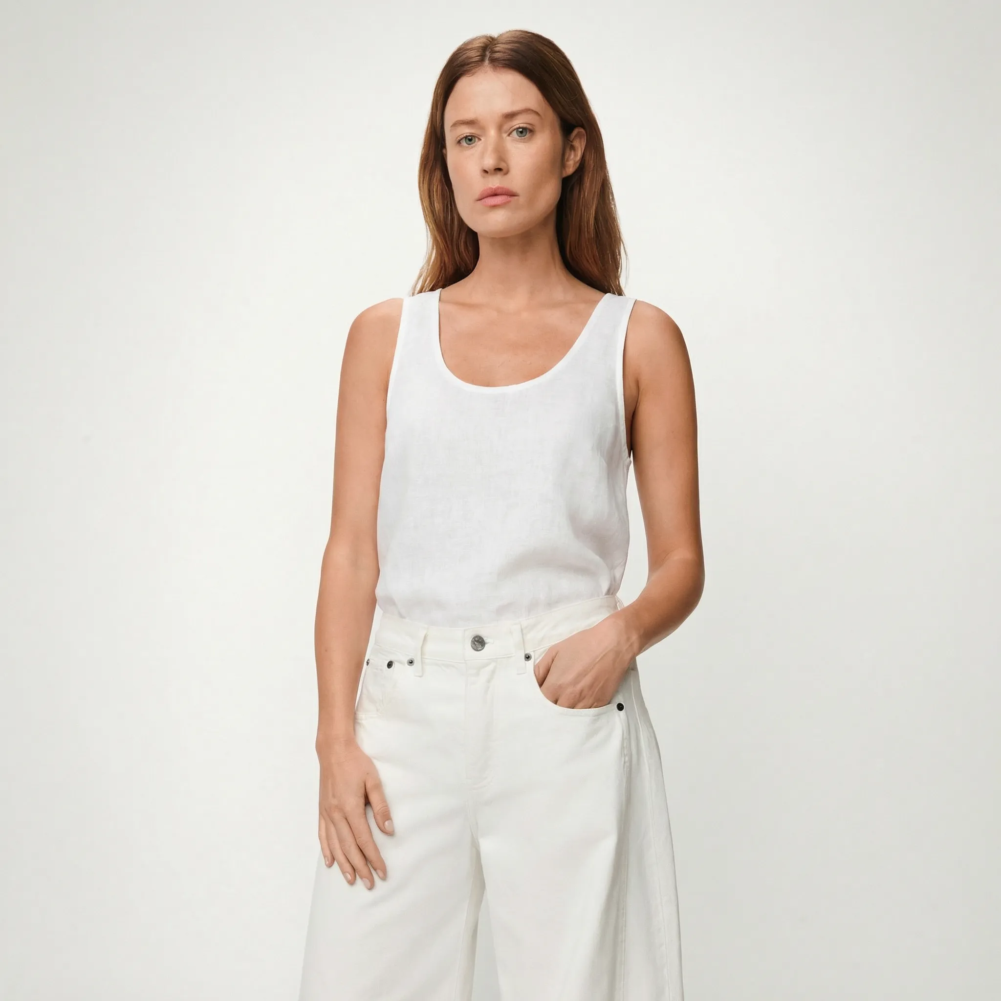Leo sold by Lois jeans