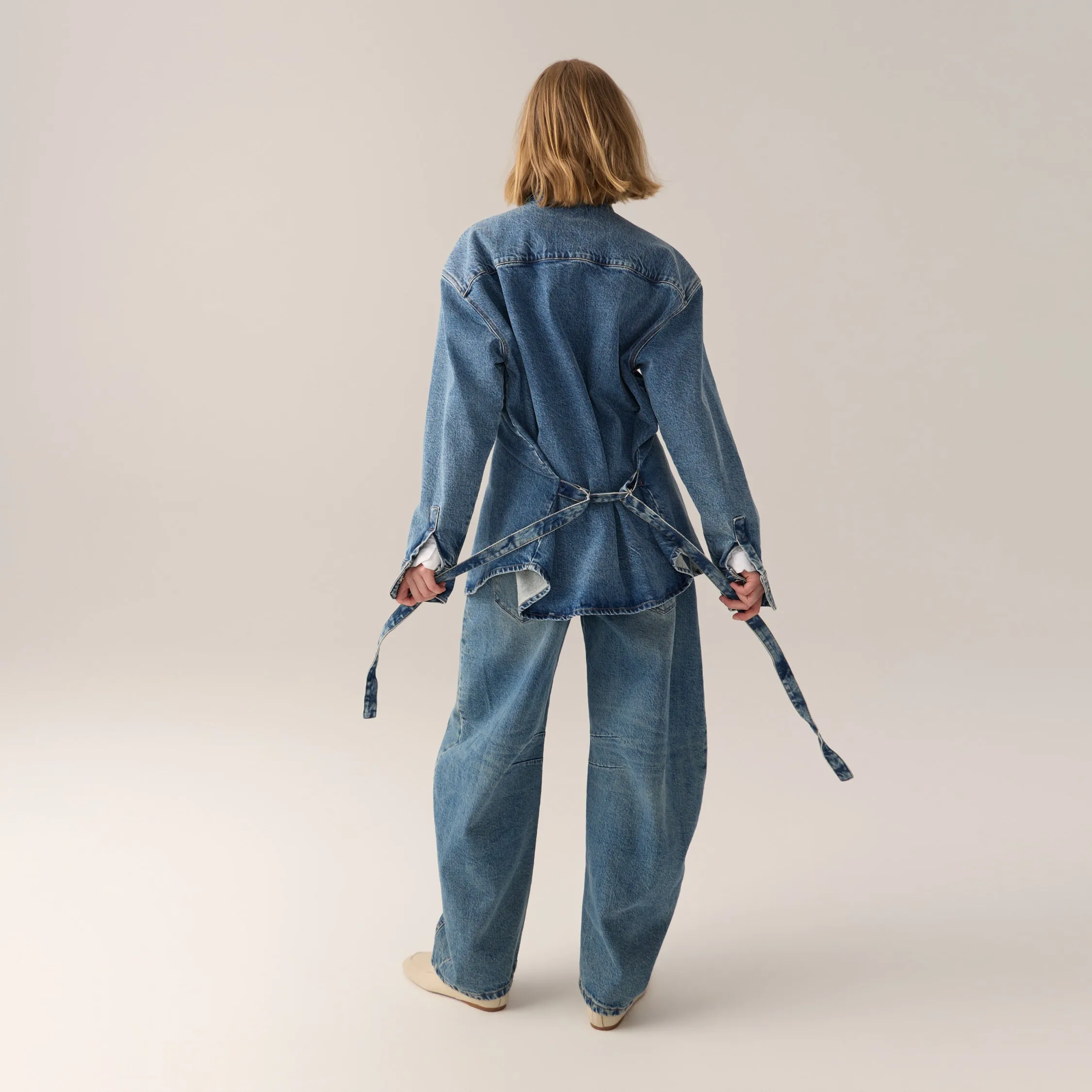 Lea sold by Lois jeans product image thumbnail 2
