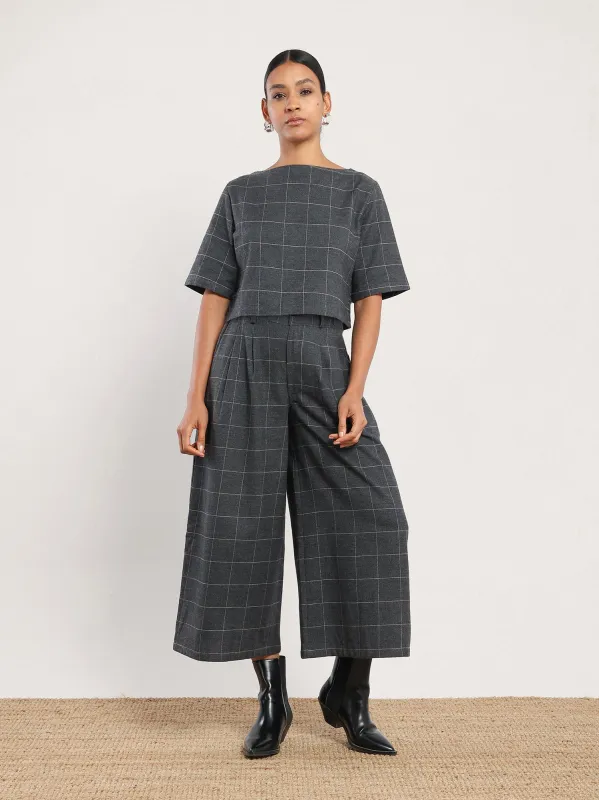 Sahla Trouser sold by Nazeerah