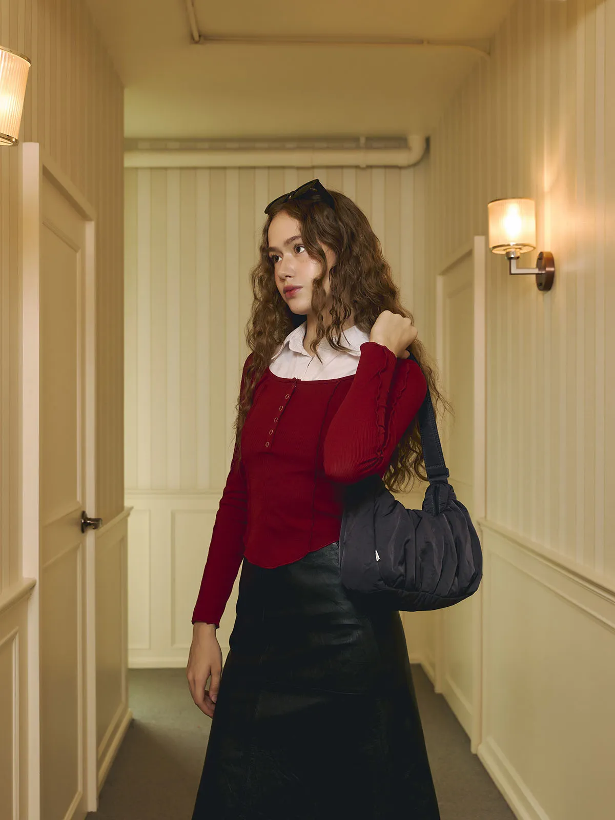 Small Croissant Sling (Glazed Charcoal) sold by Good Totes product image thumbnail 4