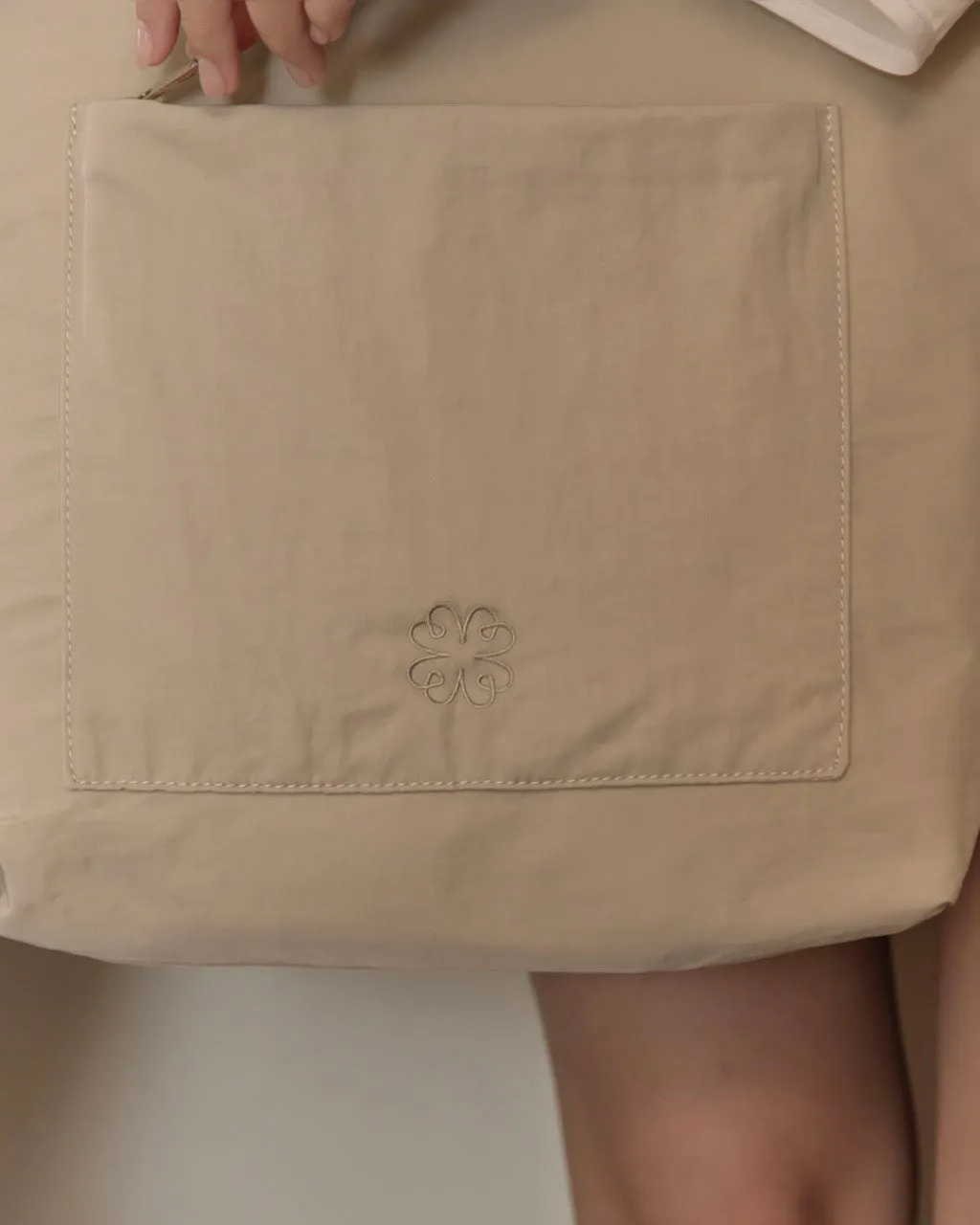 Everyday Tote 2.0 (Oat) sold by Good Totes product image thumbnail 3