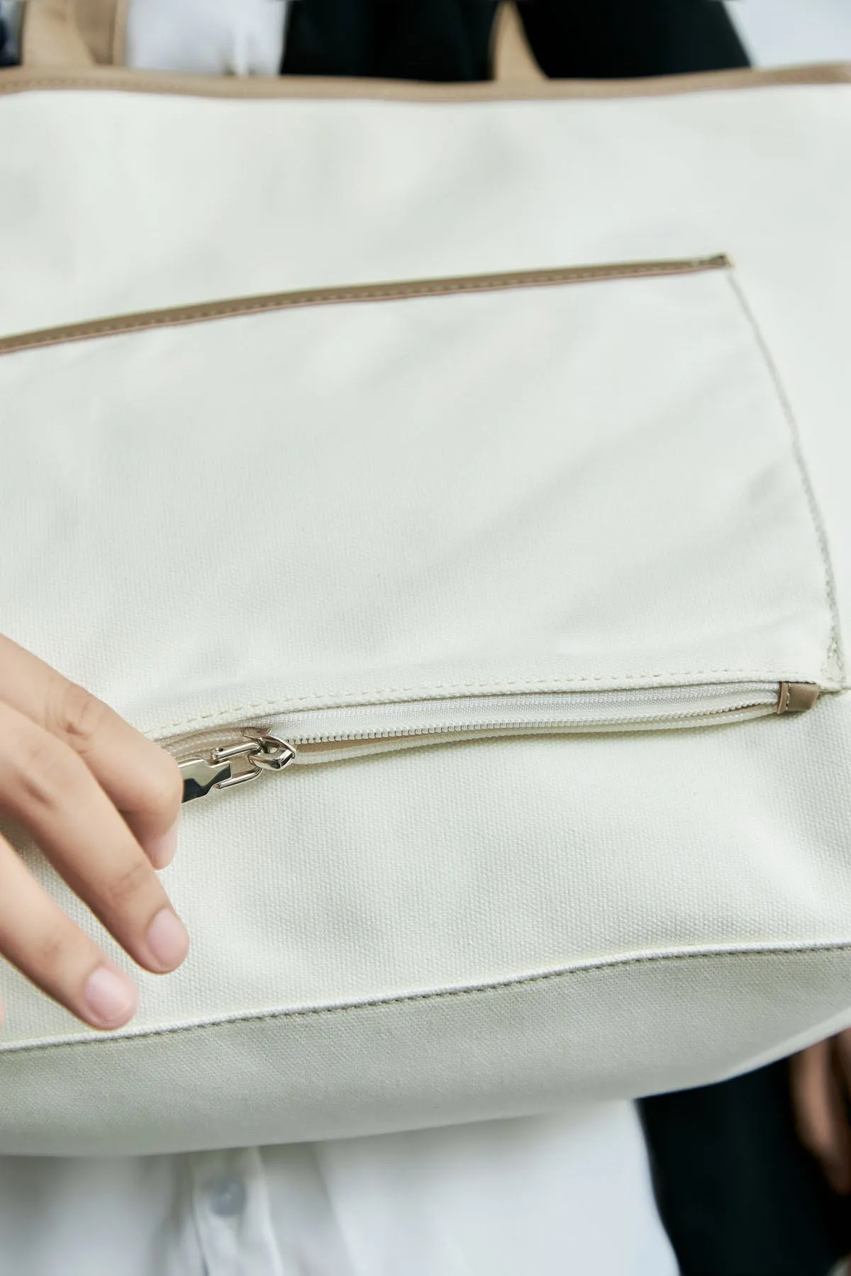 Workhorse Laptop Tote (Coco) sold by Good Totes product image thumbnail 4