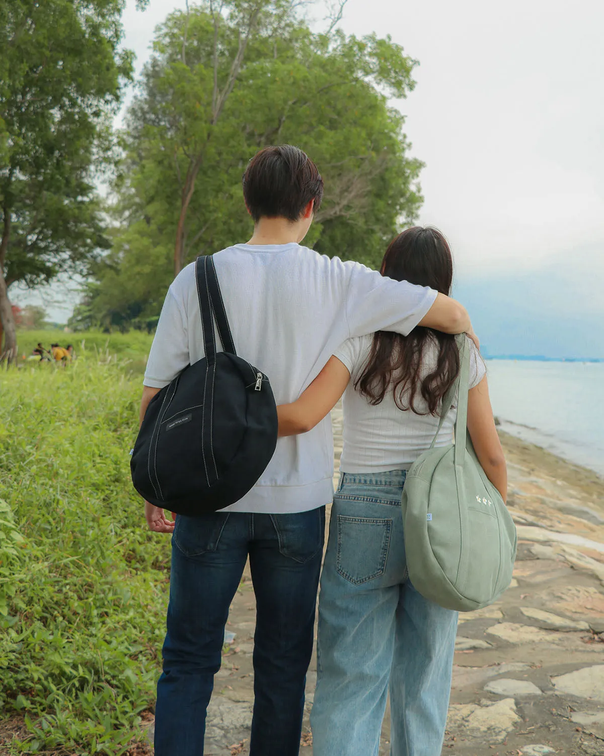 Good Times Circle Tote (Contrast) sold by Good Totes product image thumbnail 5