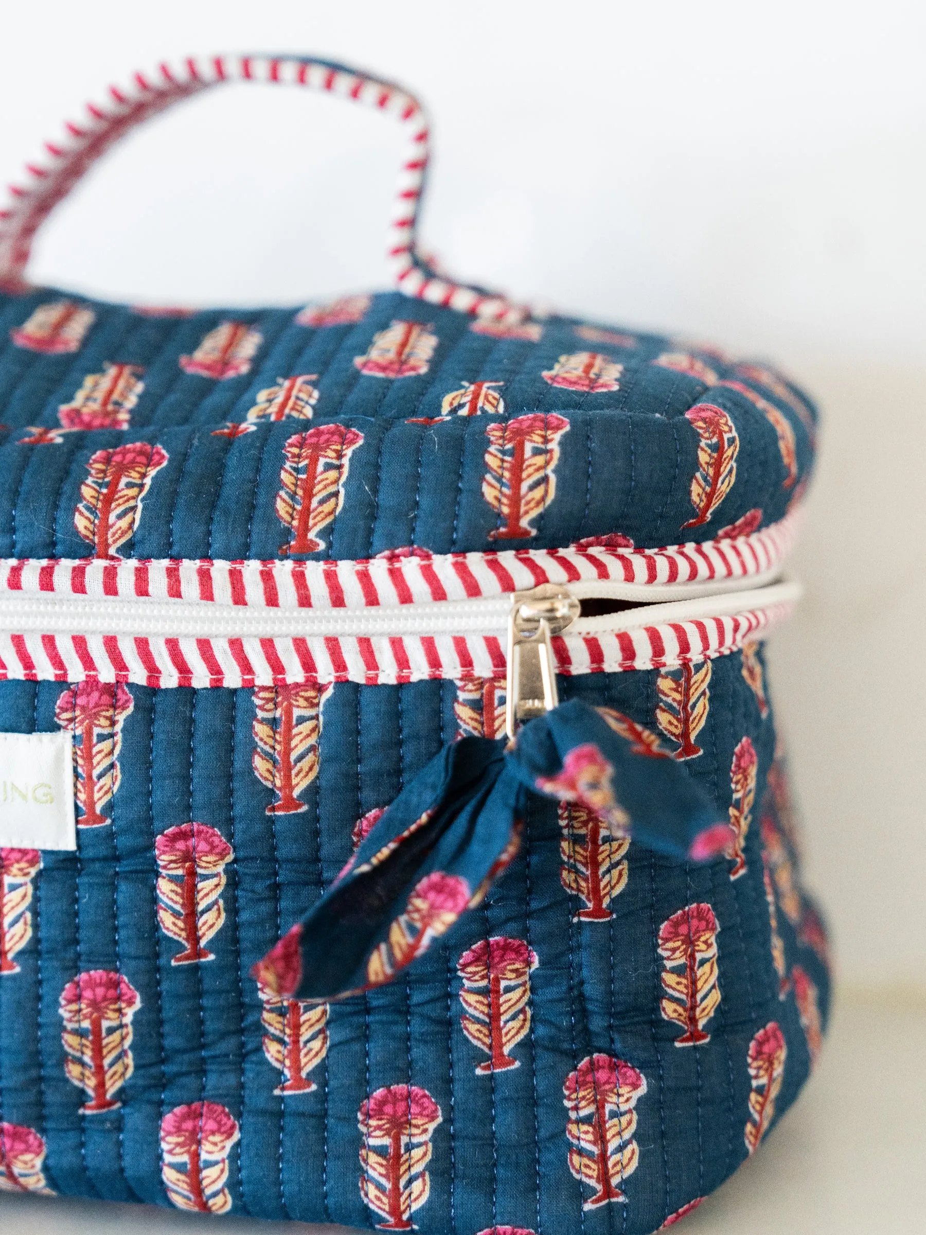 Quilted Train Case - Blue Ridge Floral sold by Darling Loungewear product image thumbnail 2