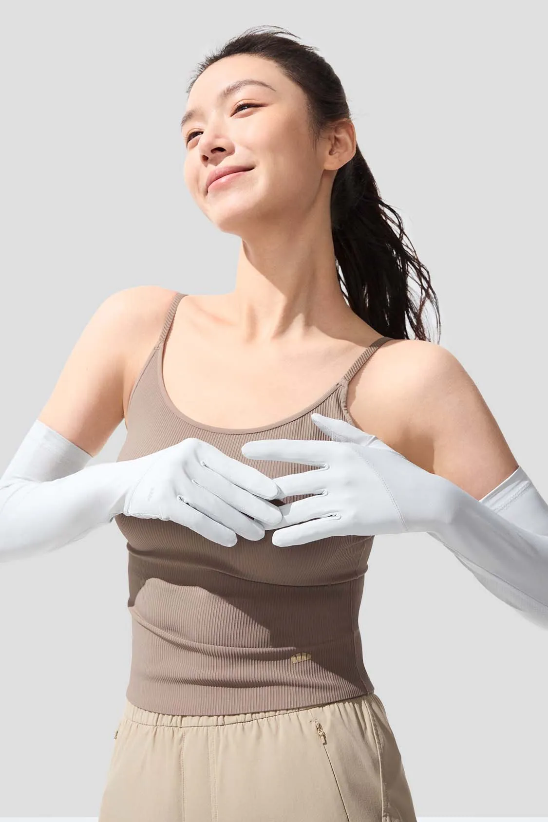 Extend - Long Cooling Sun Gloves UPF150+ sold by Beneunder product image thumbnail 5