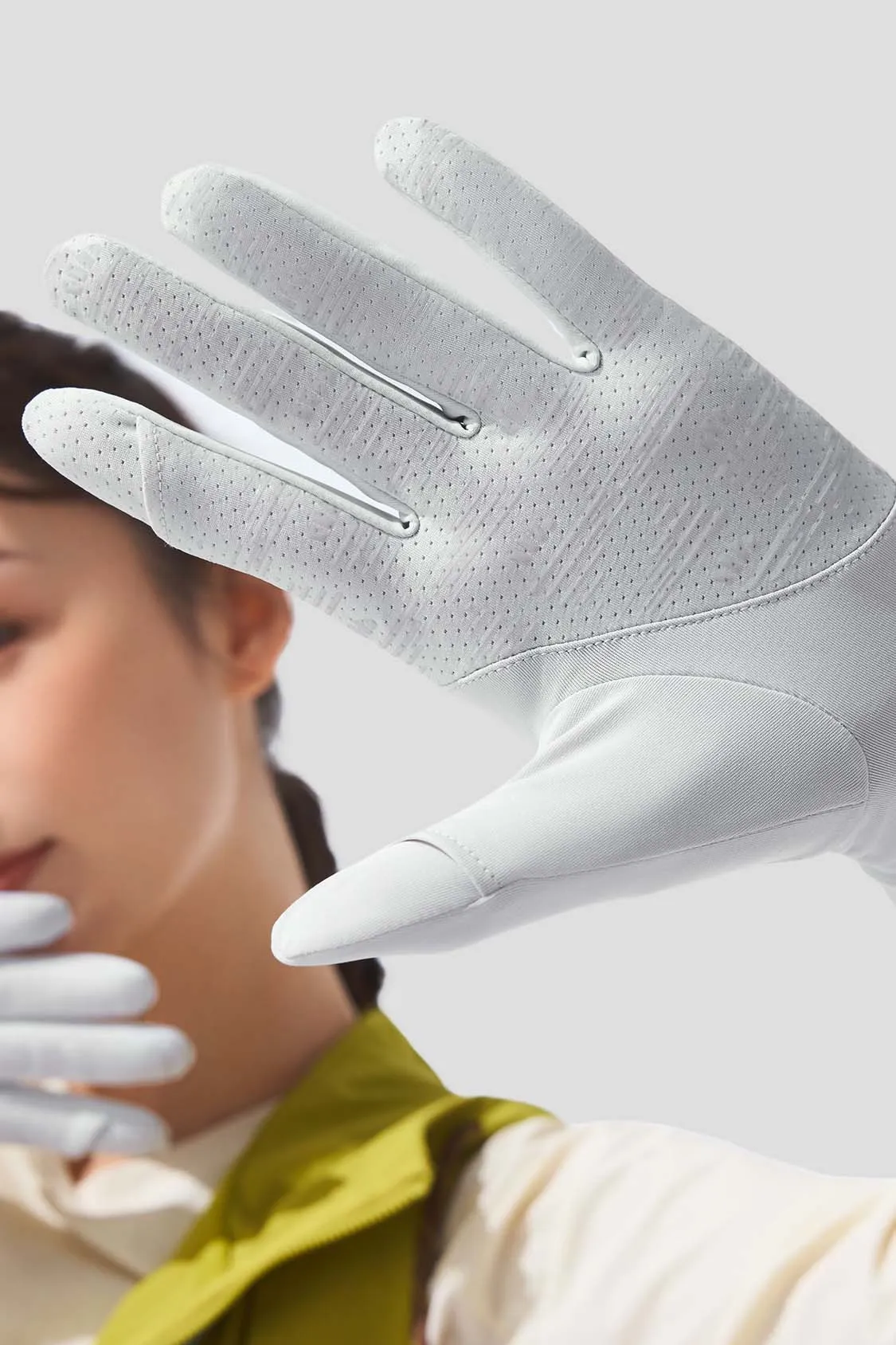 Chill - Cooling Sun Gloves UPF150+ sold by Beneunder product image thumbnail 4
